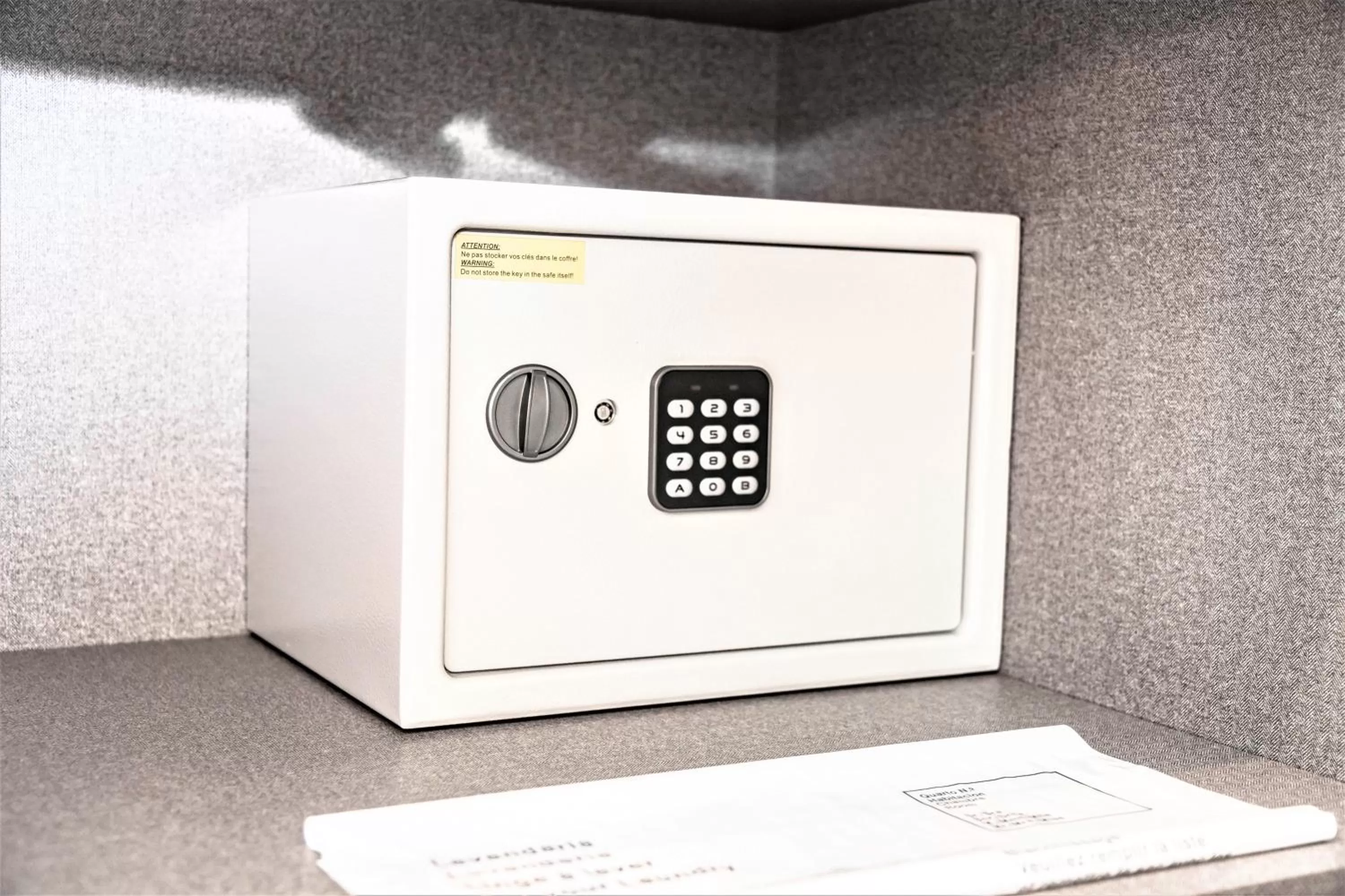 Area and facilities in DESIGN SUITES Boutique Hotel - Adults Only