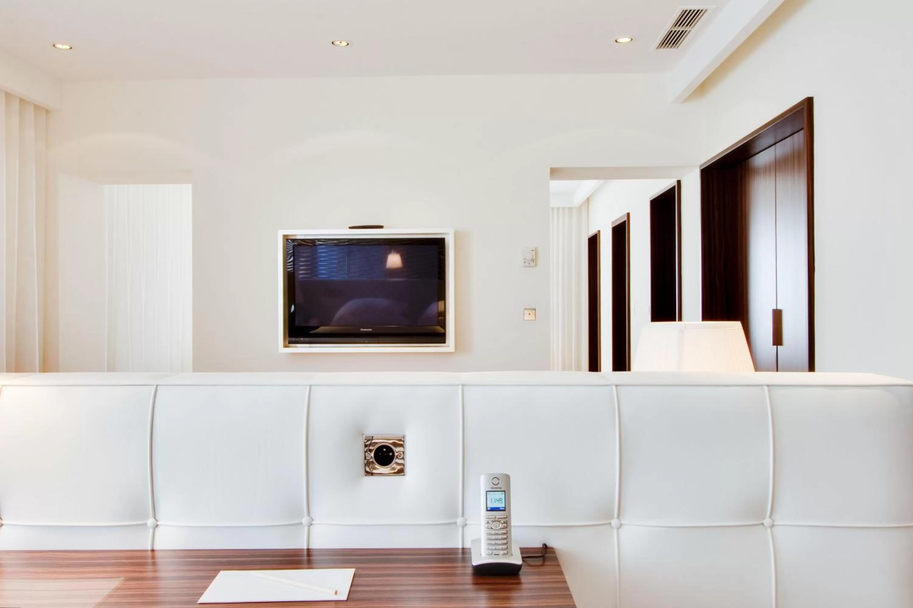 TV and multimedia in Maison Pic