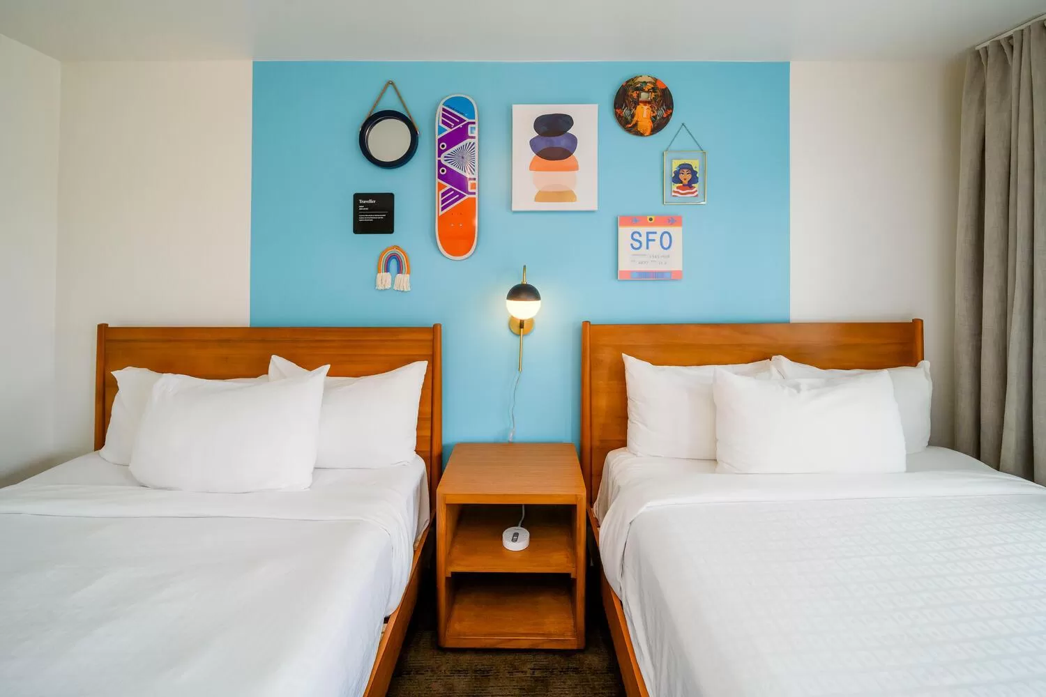 Bed in Beck's Motor Lodge