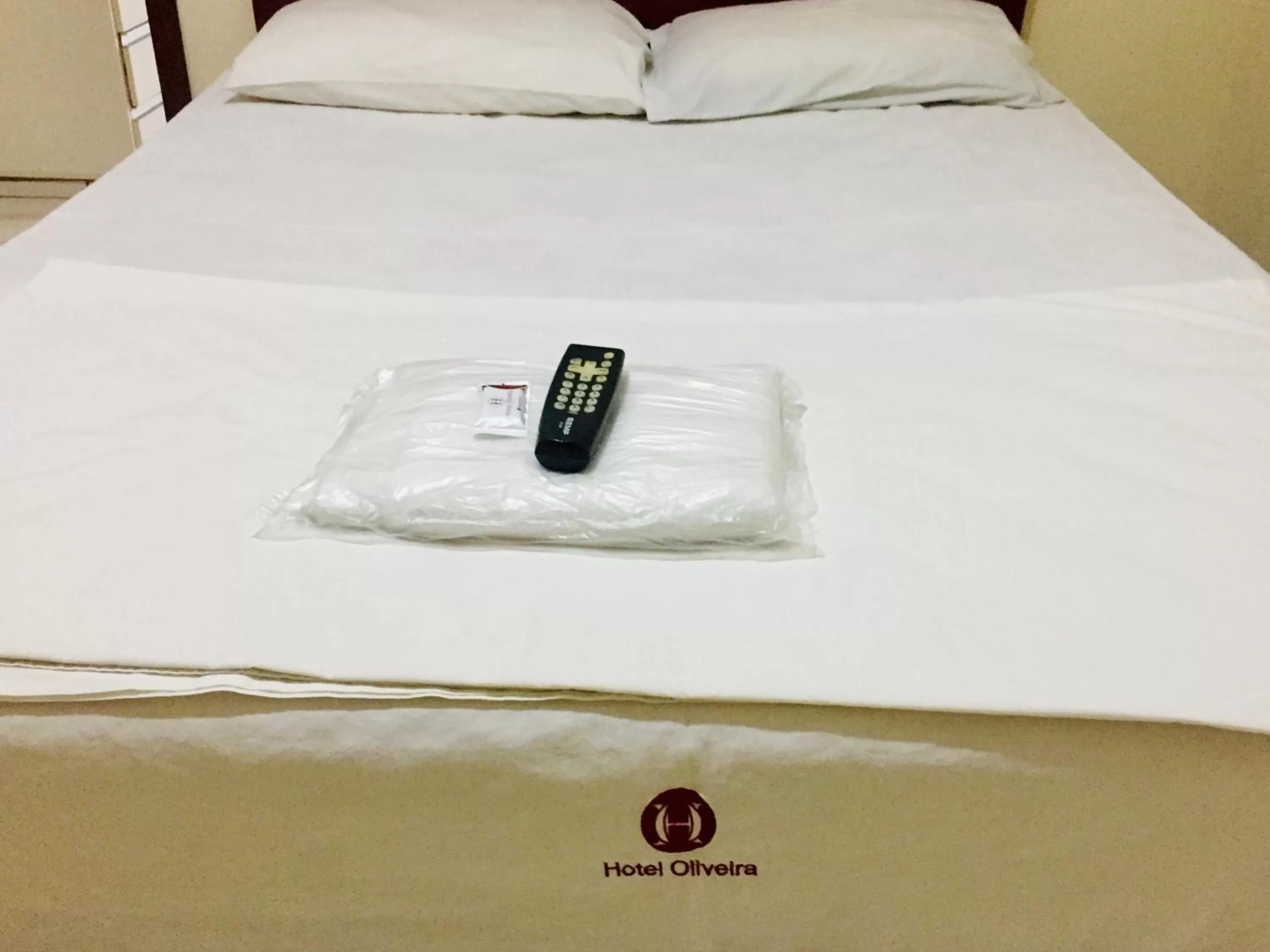 Bed in Hotel Oliveira