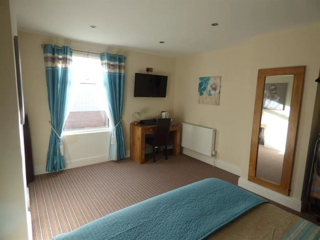 Bed in Wheldale Hotel