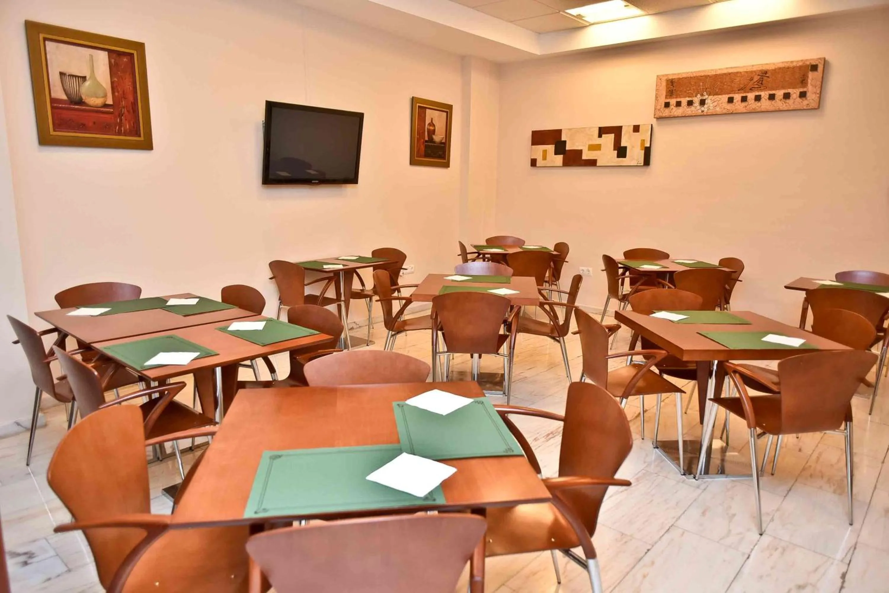 Lounge or bar in Hotel Adsubia