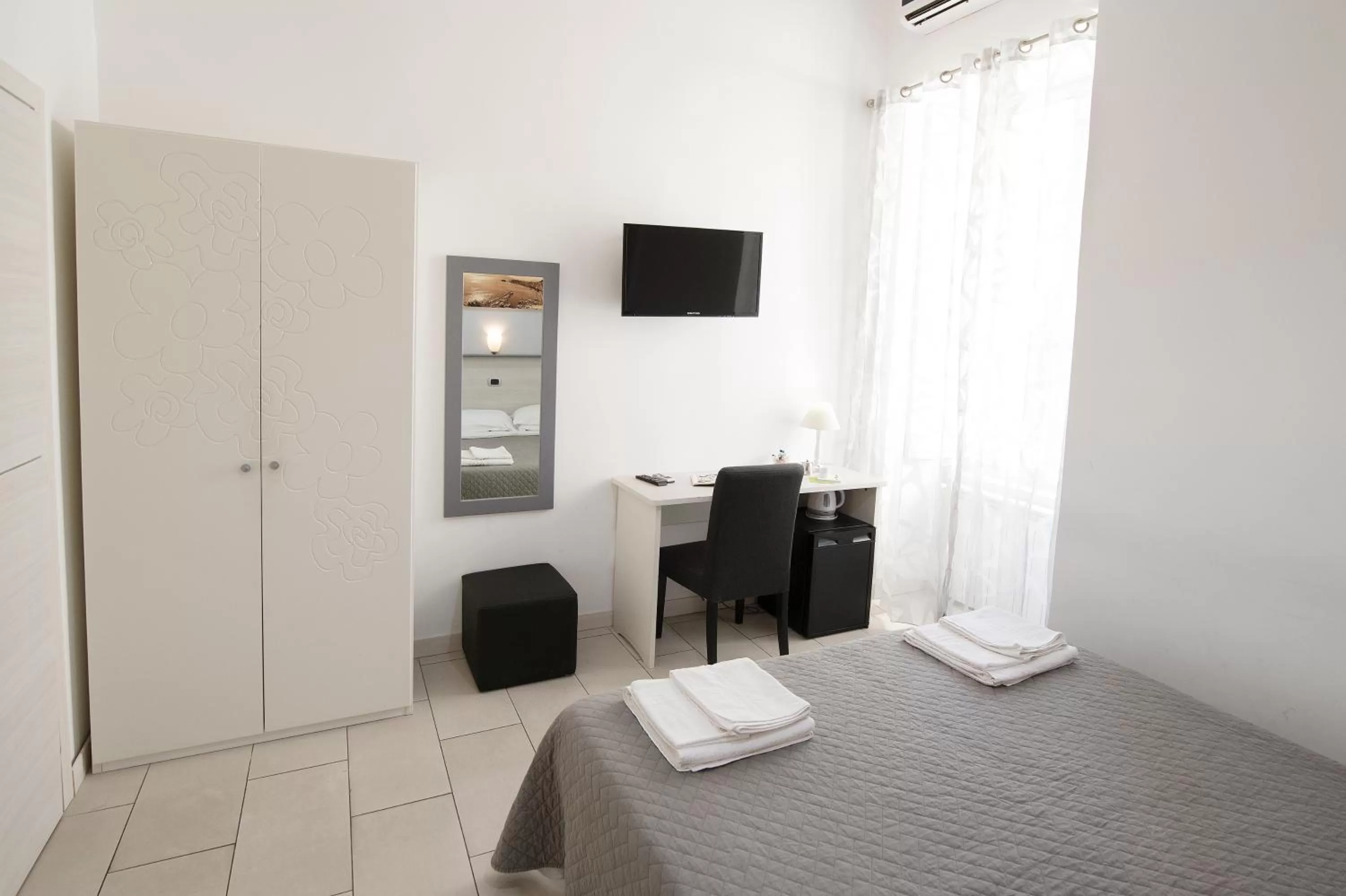 On site, Bed in B&B Solimena