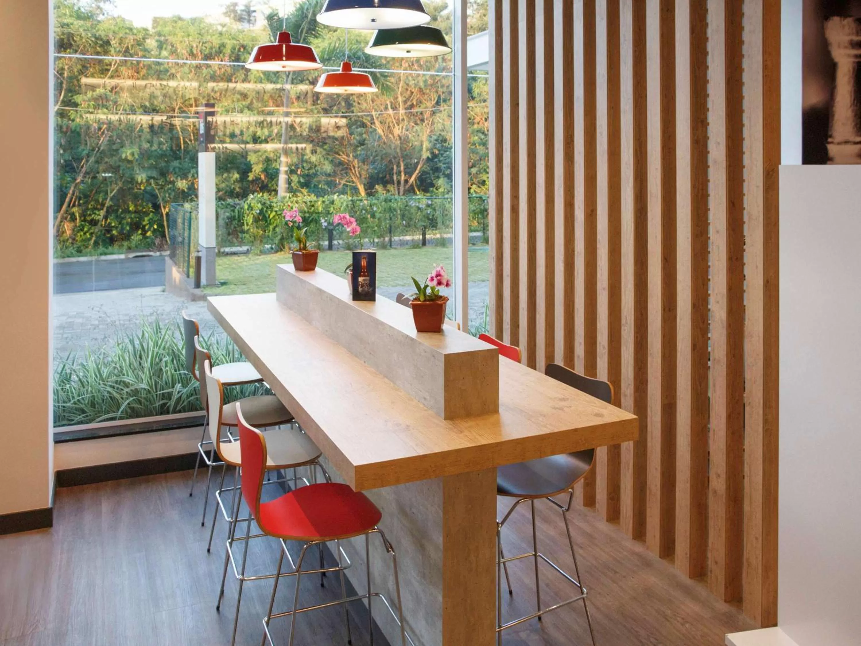 Lounge or bar in ibis Itatiba