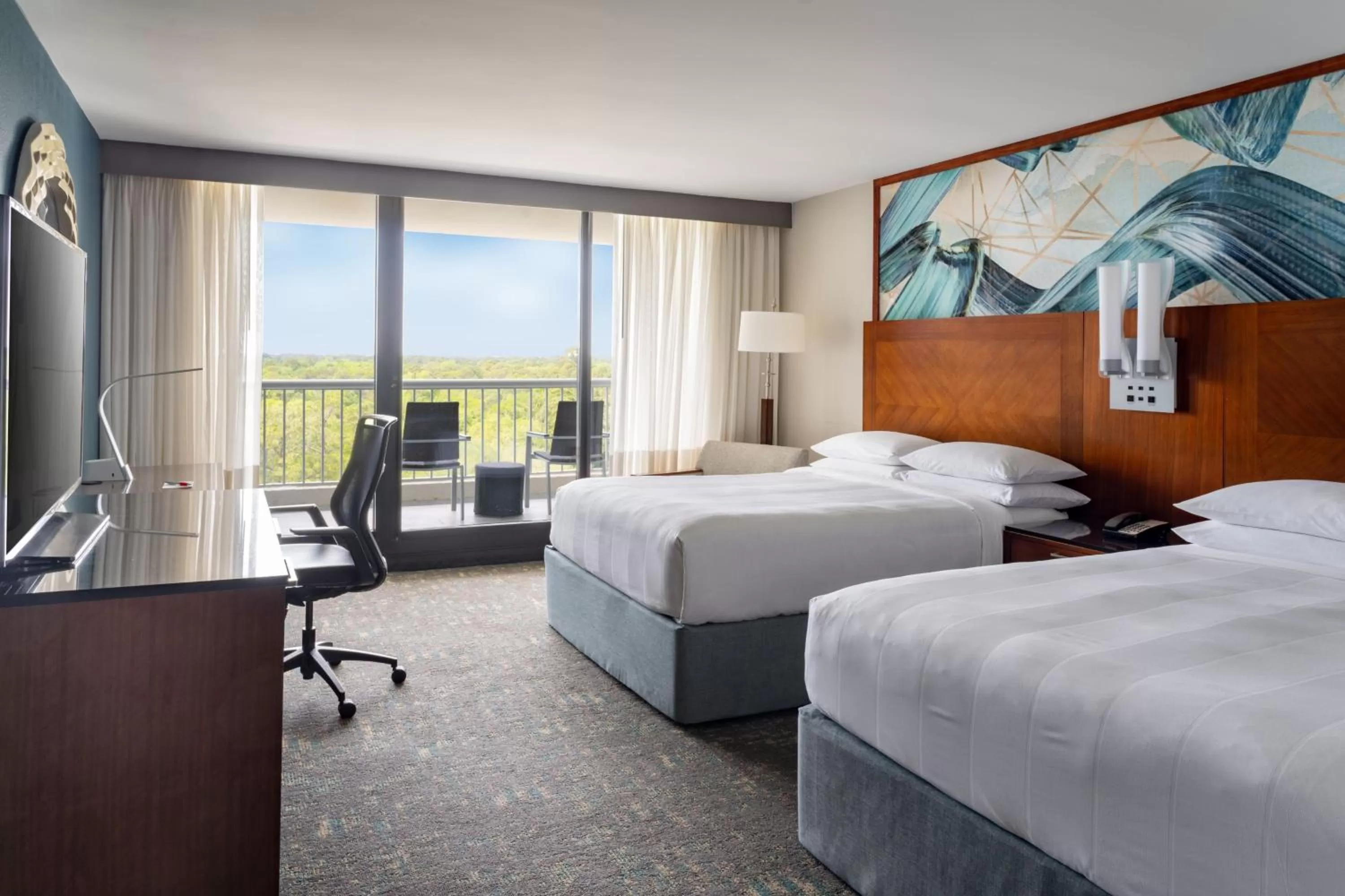 Photo of the whole room, Bed in Hilton Beachfront Resort & Spa Hilton Head Island