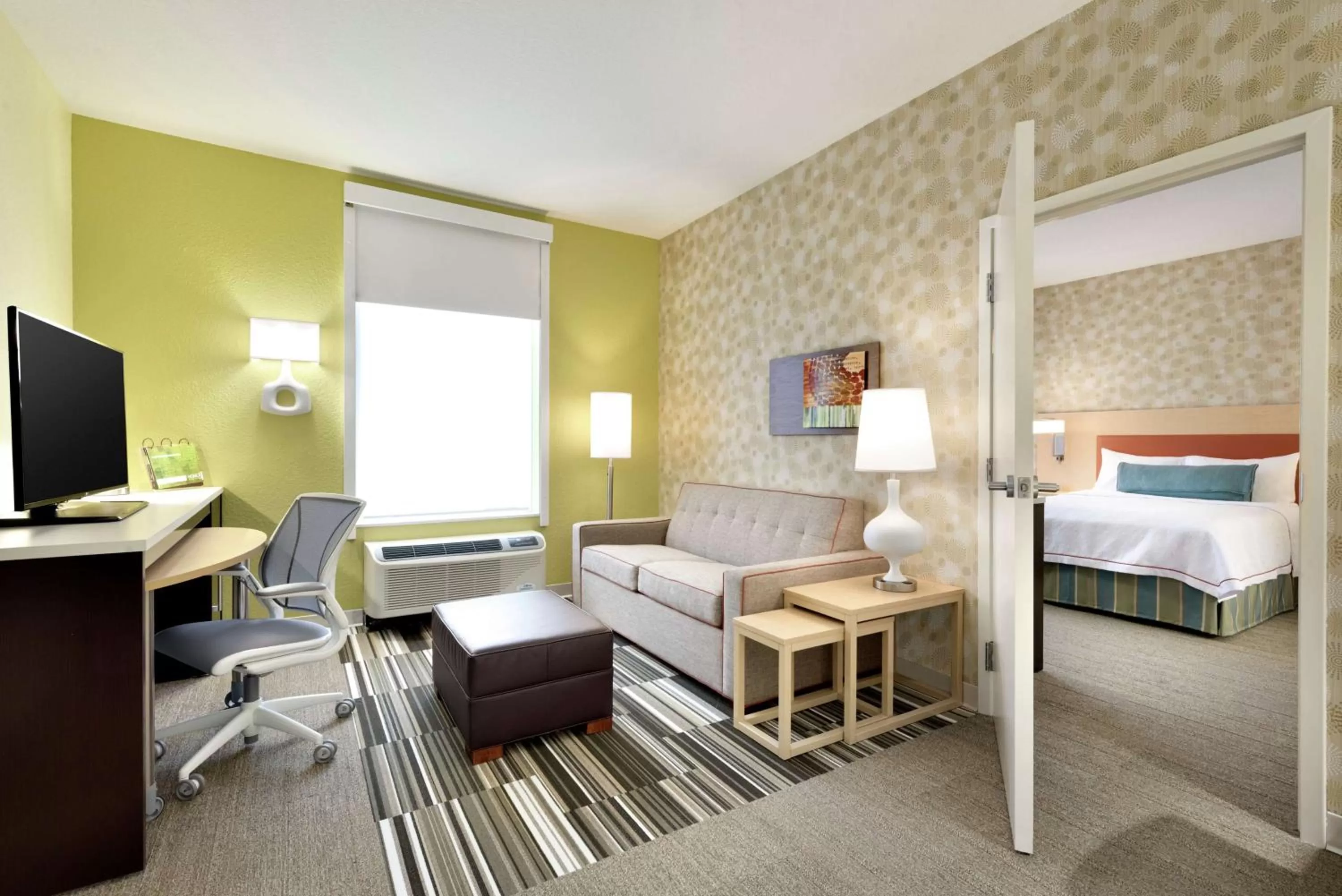 Bedroom, Bed in Home2 Suites by Hilton Cleveland Independence