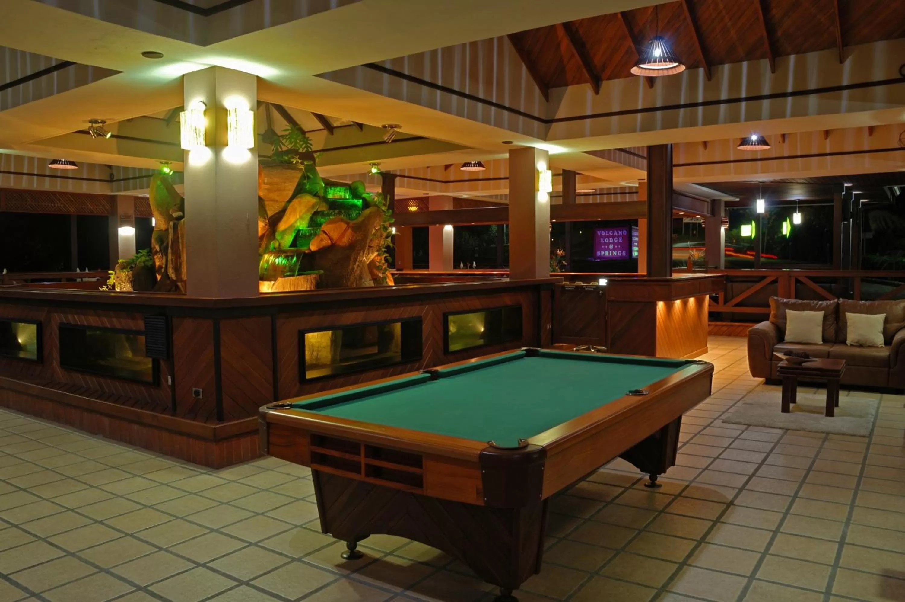 Night in Volcano Lodge, Hotel & Thermal Experience