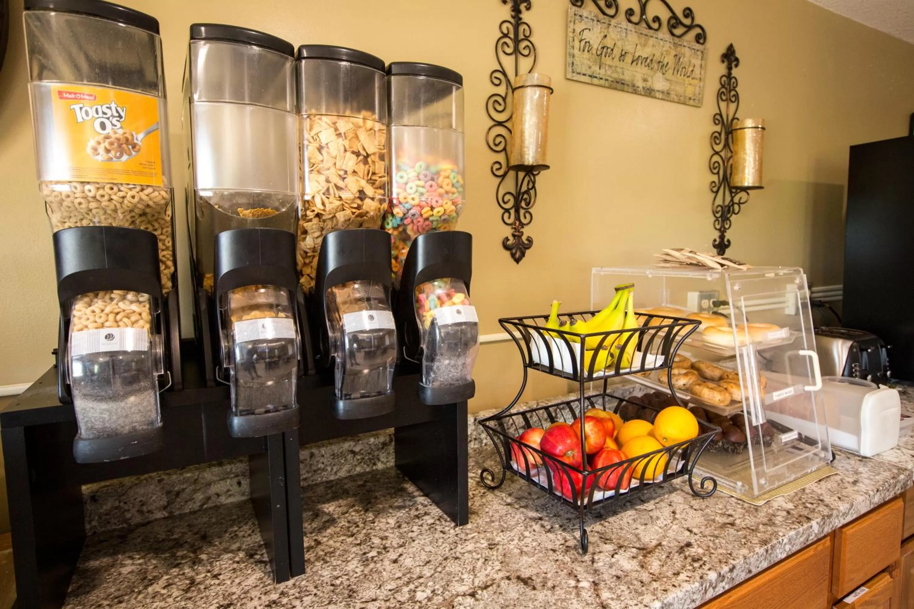 Food and drinks in Rosebud Inn