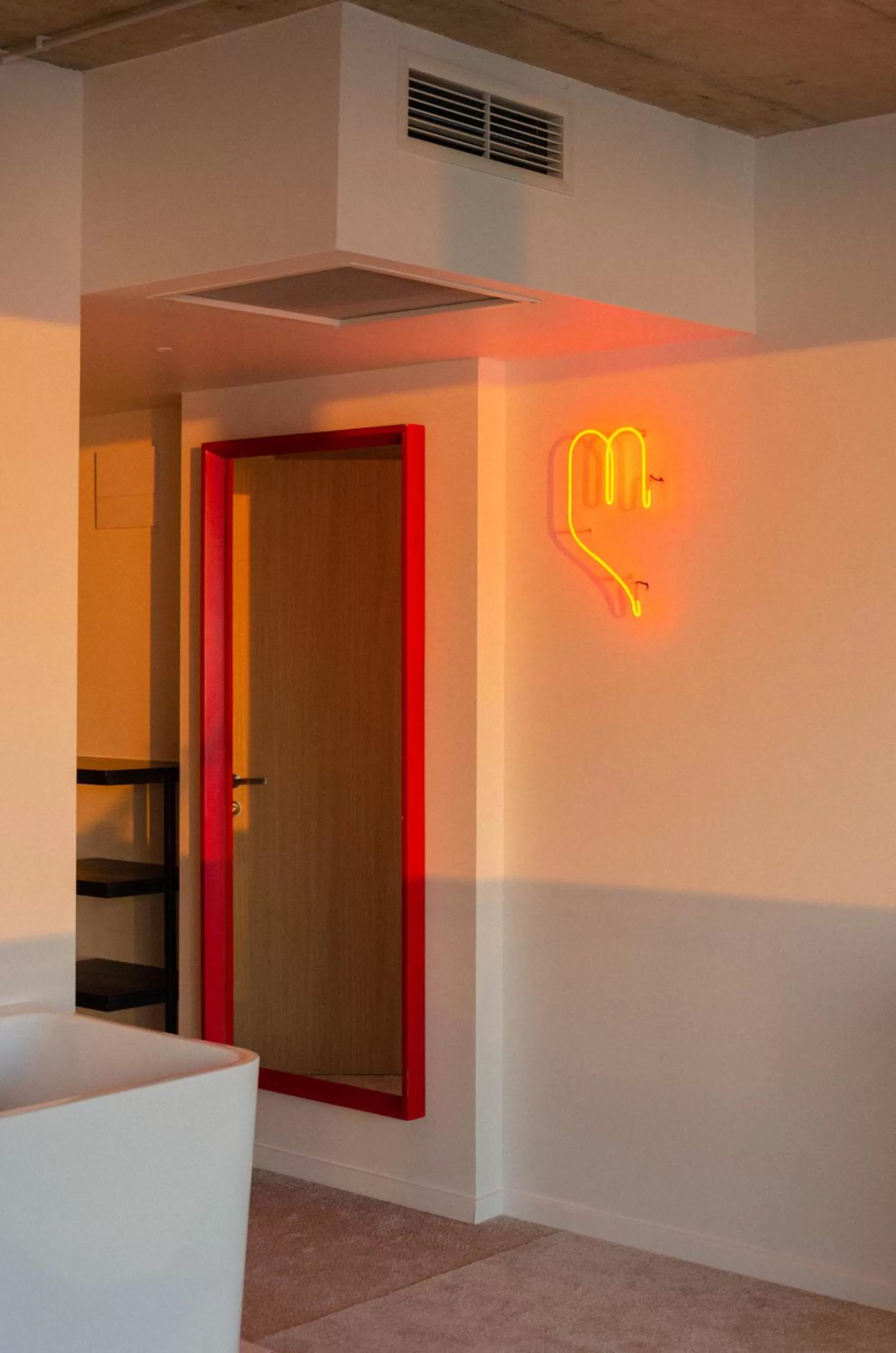 Bath in Kartuli Hotel