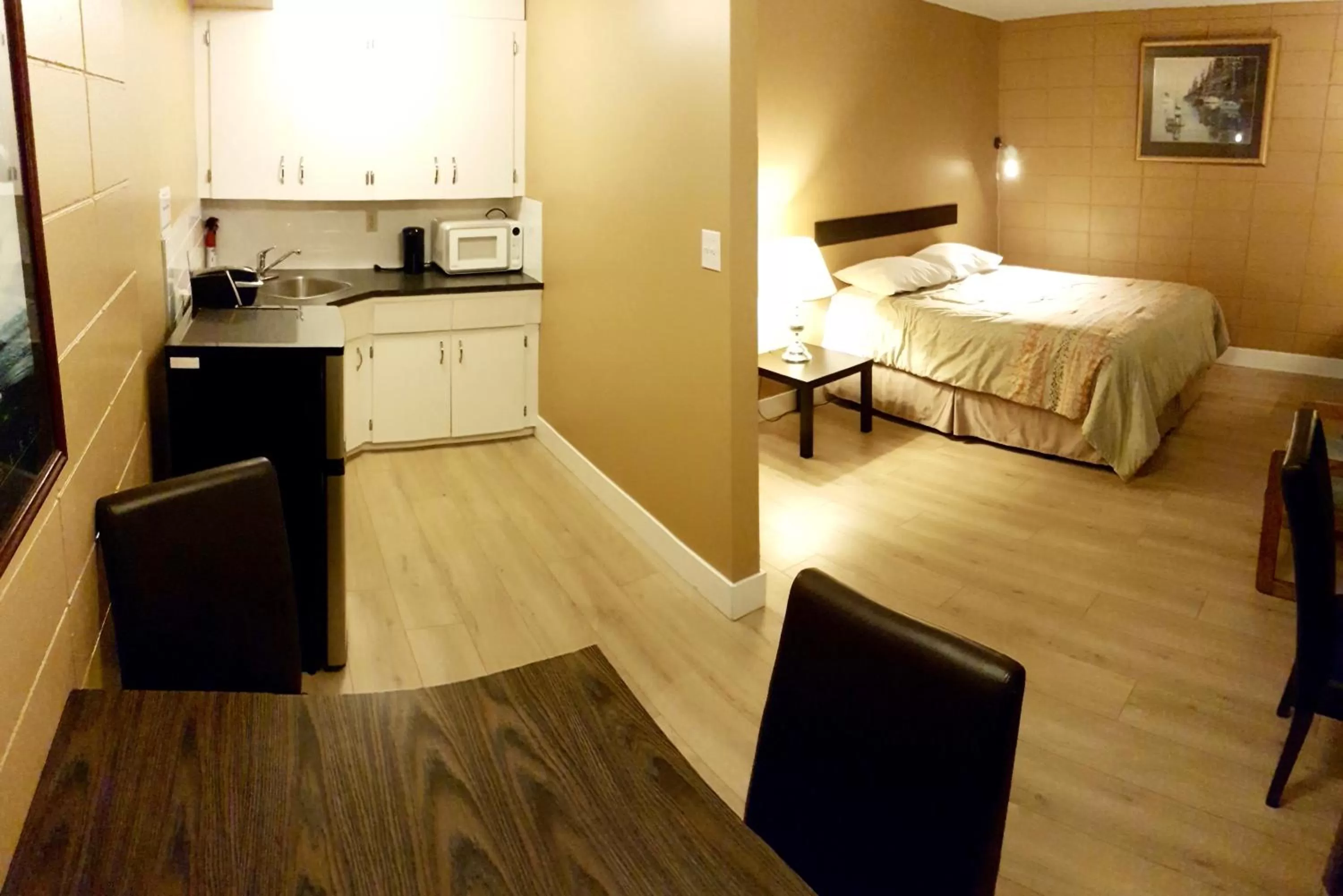 Bed in Above Tide Motel