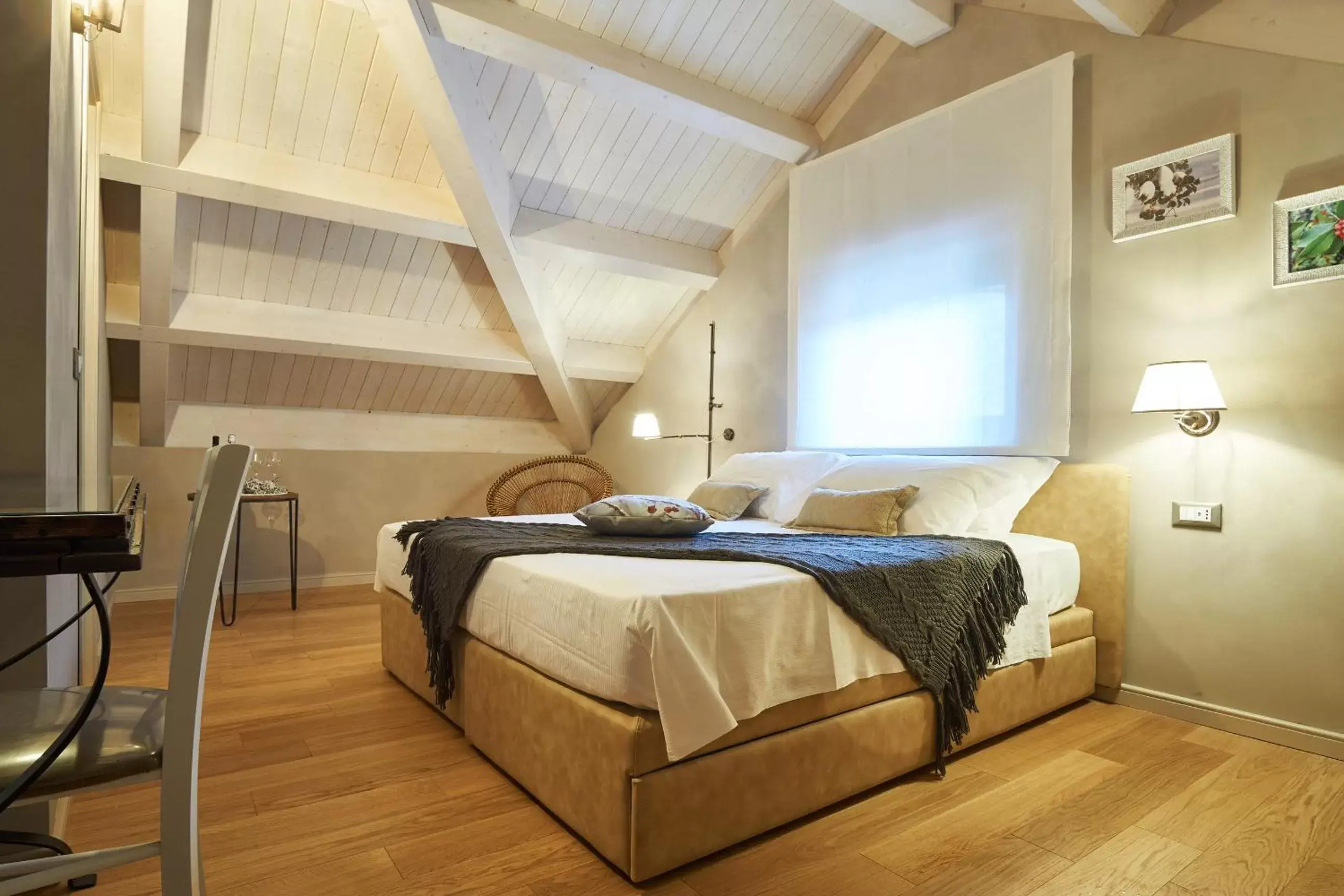 Quadruple Room with Private Bathroom - single occupancy in Relais Villa Miraglia Quadruple Room with Private Bathroom - single occupancy in Relais Villa Miraglia