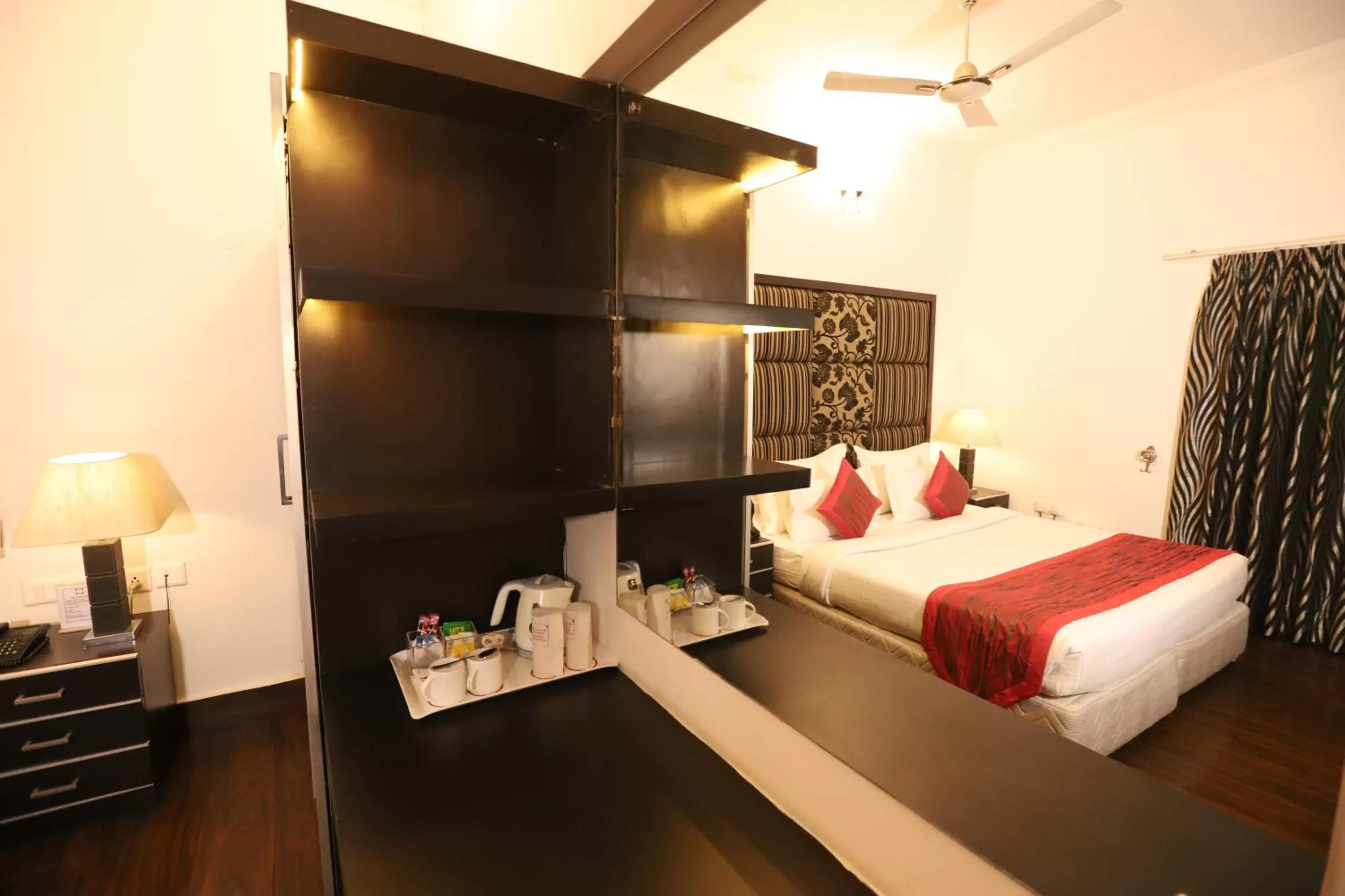 Bed in Hotel Capitol Hills - Greater Kailash Delhi