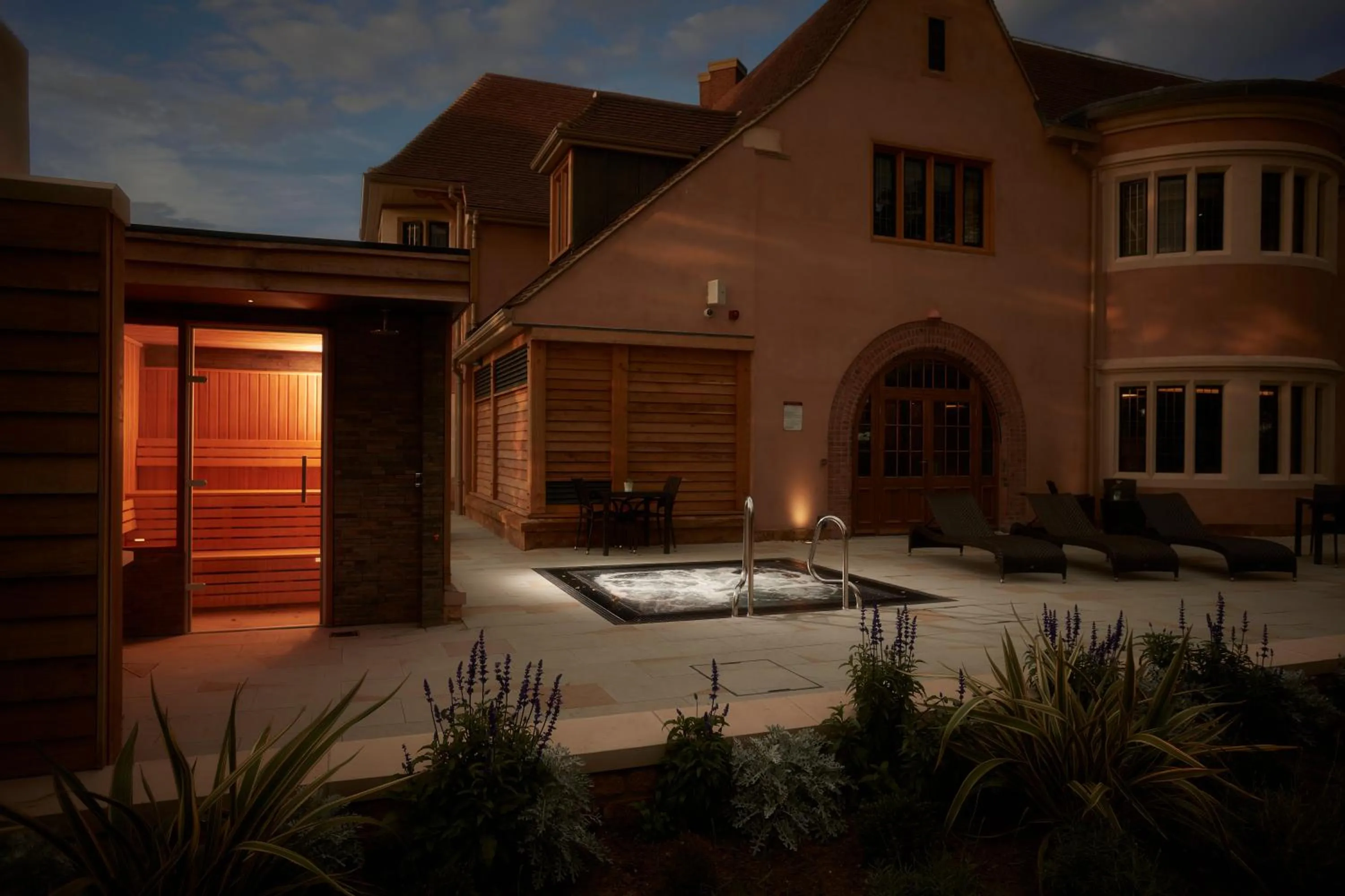 Hot Spring Bath in Mallory Court Country House Hotel & Spa