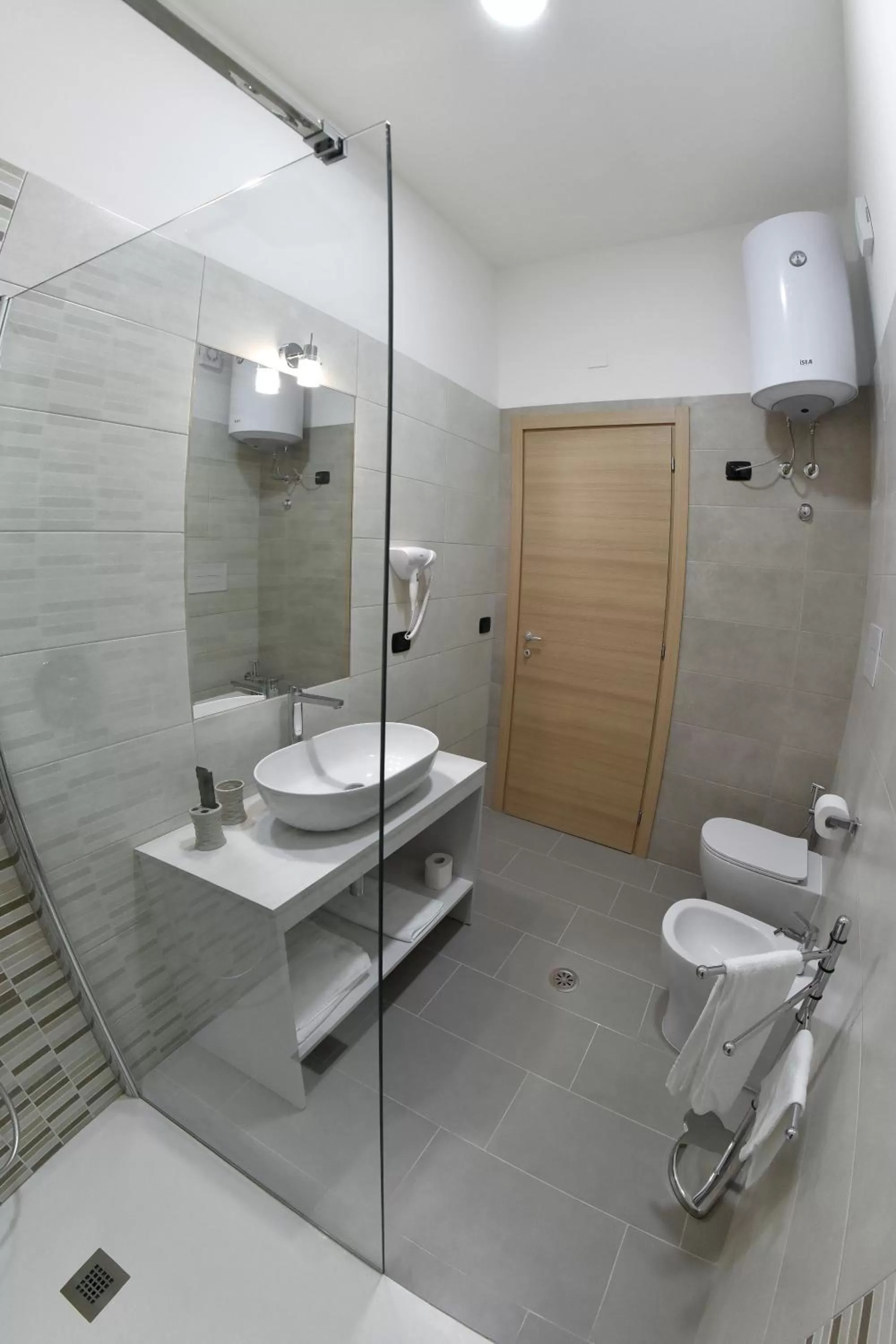 Shower in Bed And Breakfast Garibaldi54