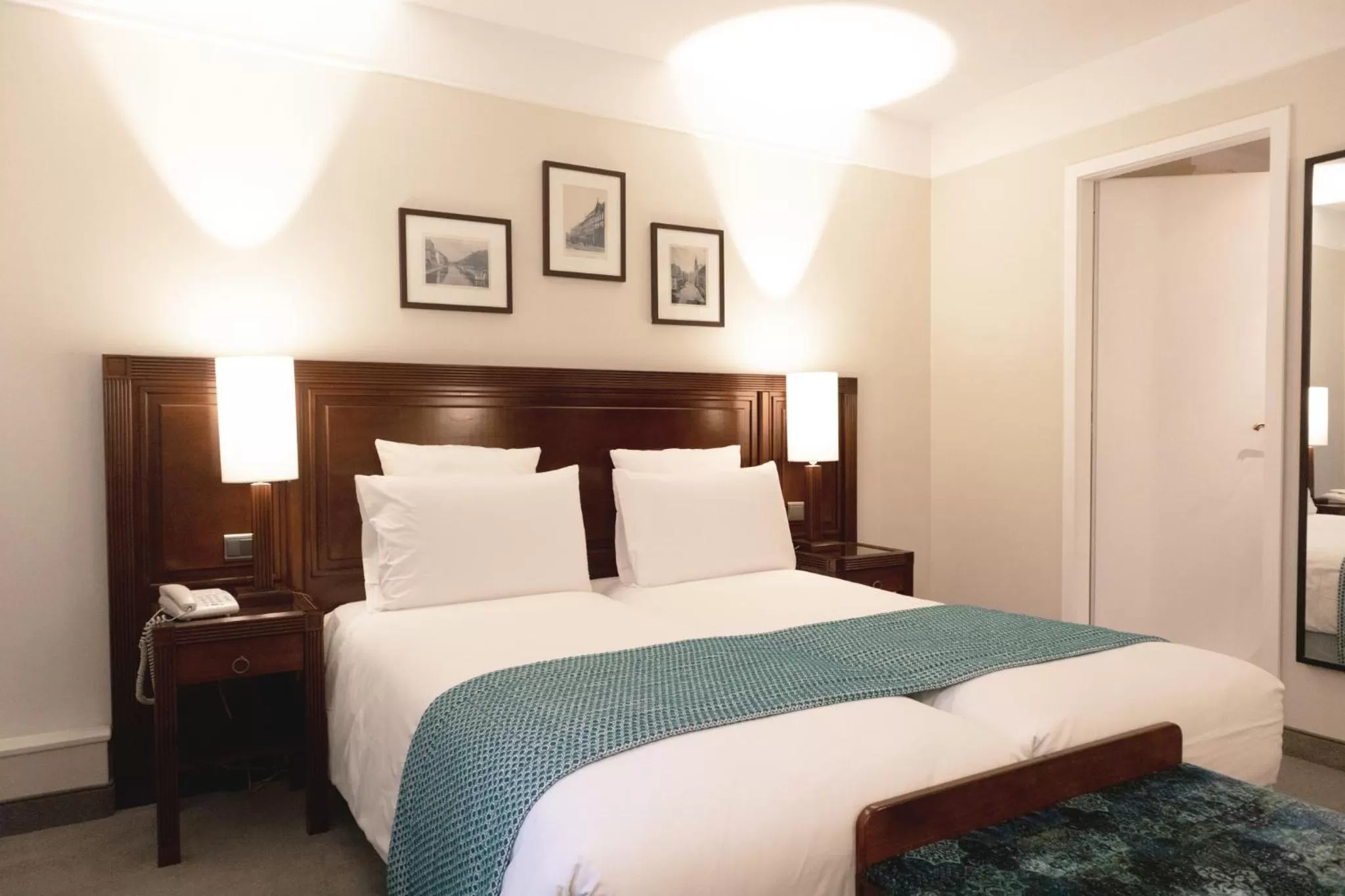 Bedroom, Bed in Hôtel Régent Contades