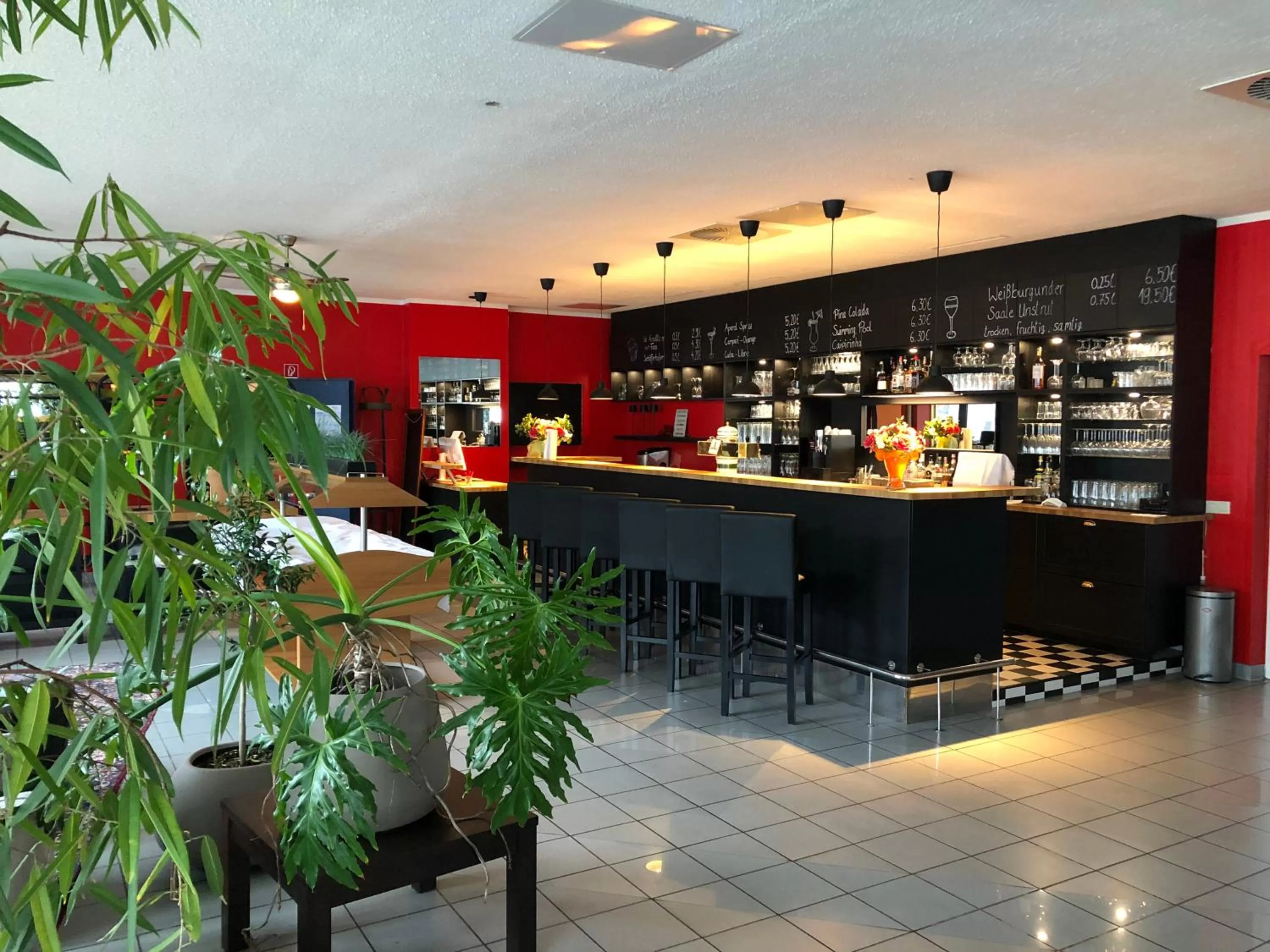 Lounge or bar in astral'Inn Leipzig Hotel & Restaurant