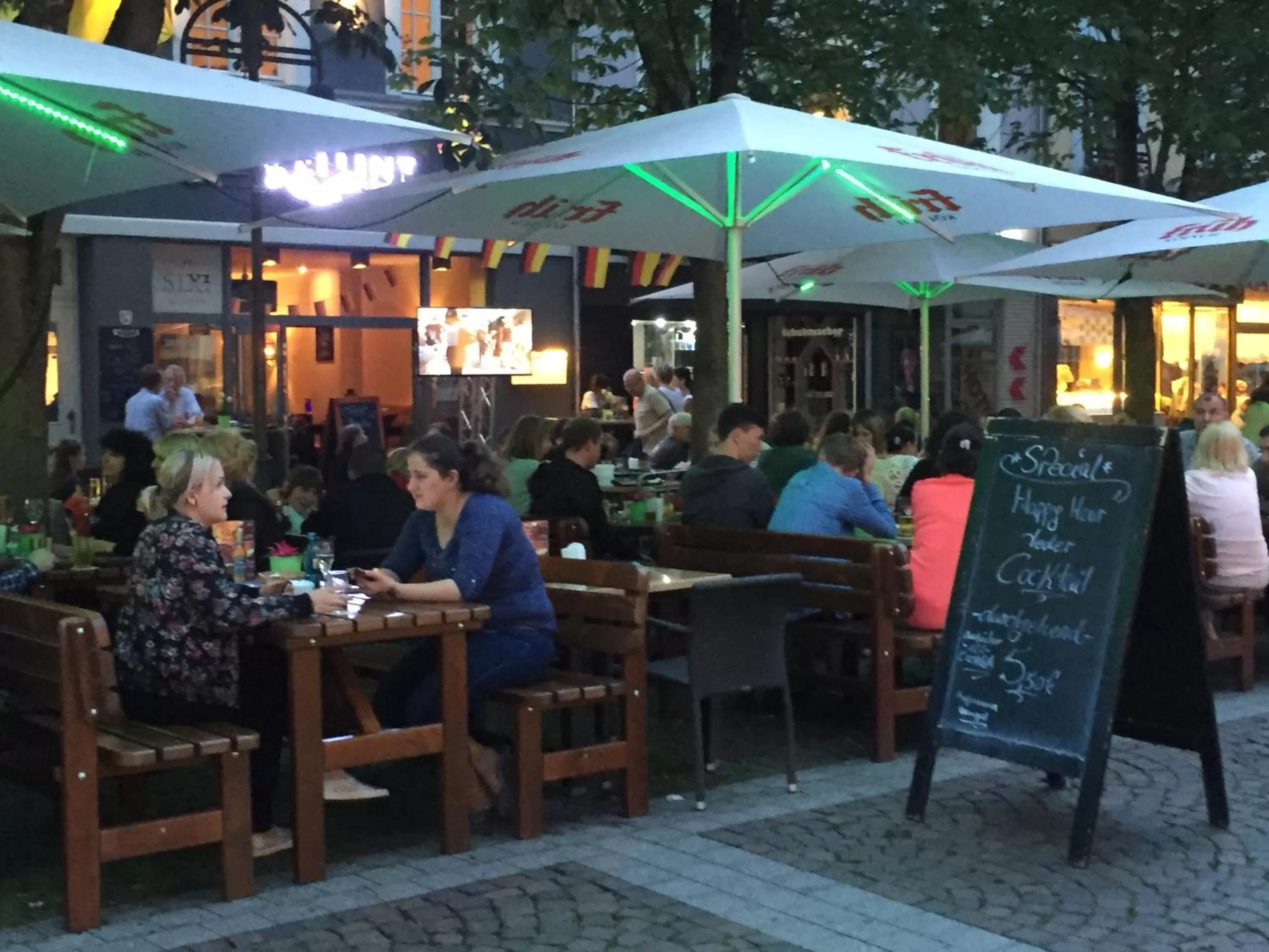 Balcony/Terrace in Six! Eat Work Sleep