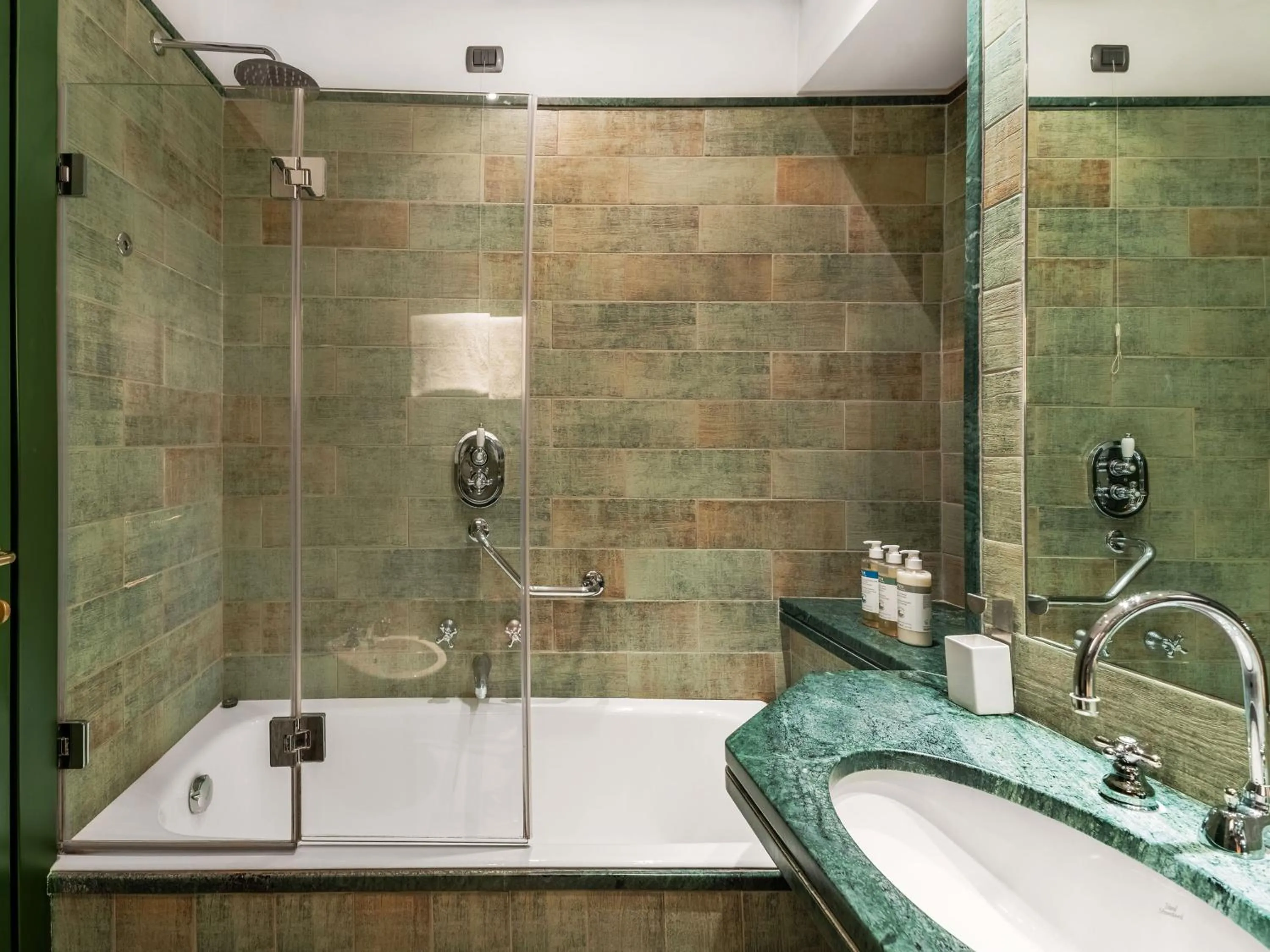 Bathroom in Numa Milan Camperio