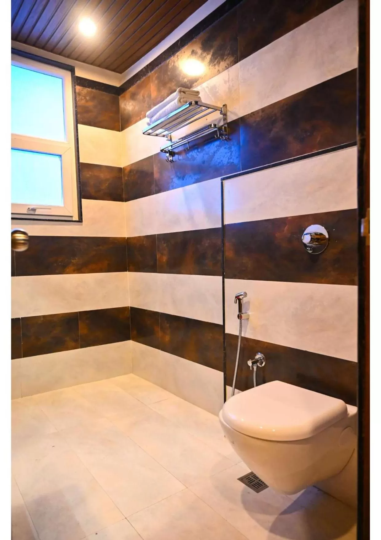 Bathroom in Hotel Heritage Inn at Assi Ghat