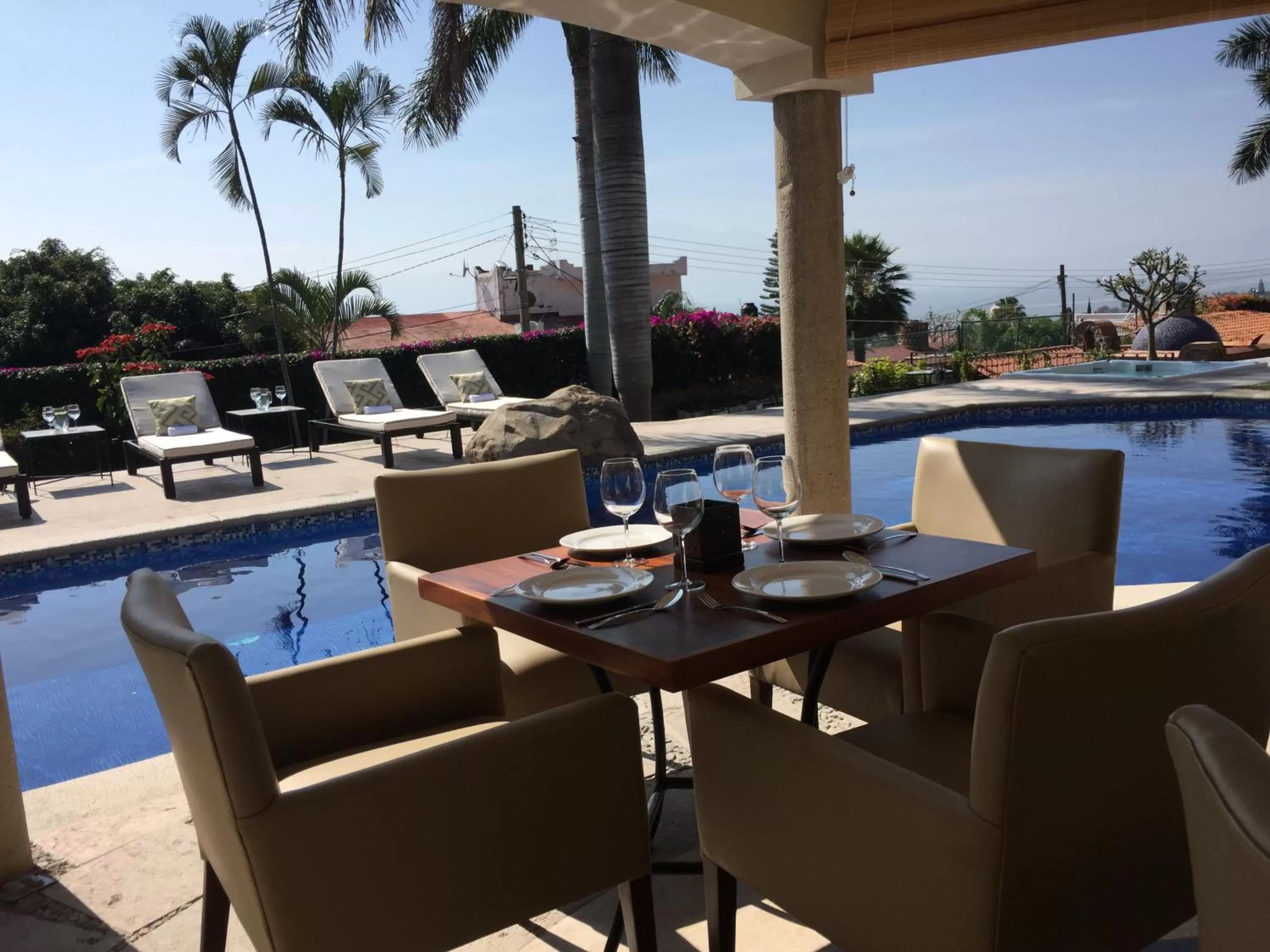 Restaurant/places to eat in Hotel Lindo Ajijic Bed & Breakfast