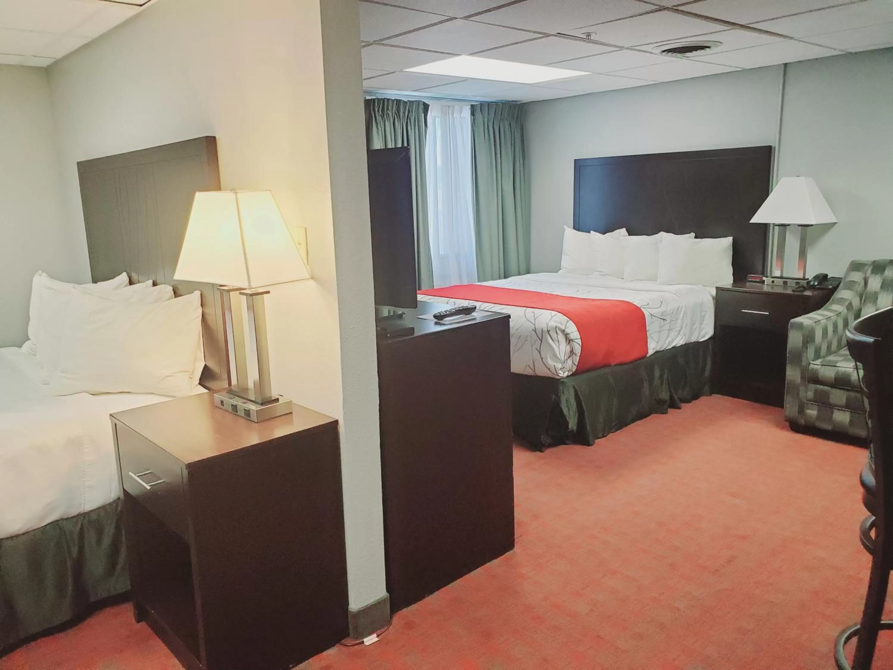 Bedroom, Bed in Blackstone Lodge and Suites