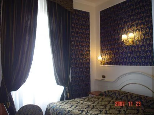Photo of the whole room, Bed in Hotel Dina