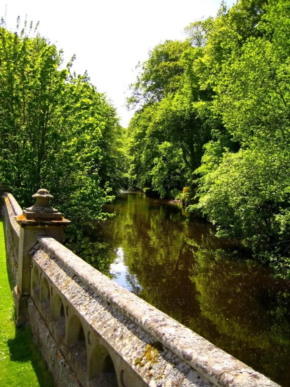 Facade/entrance in Mansion House Hotel