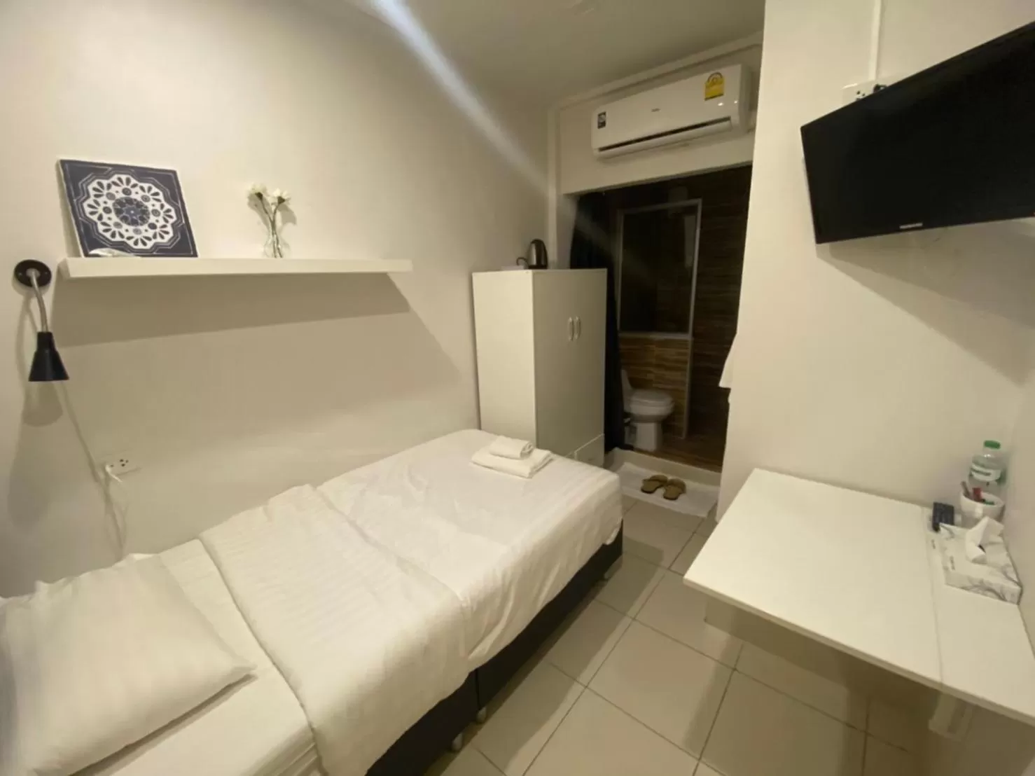 The Urban Age DeLuxe