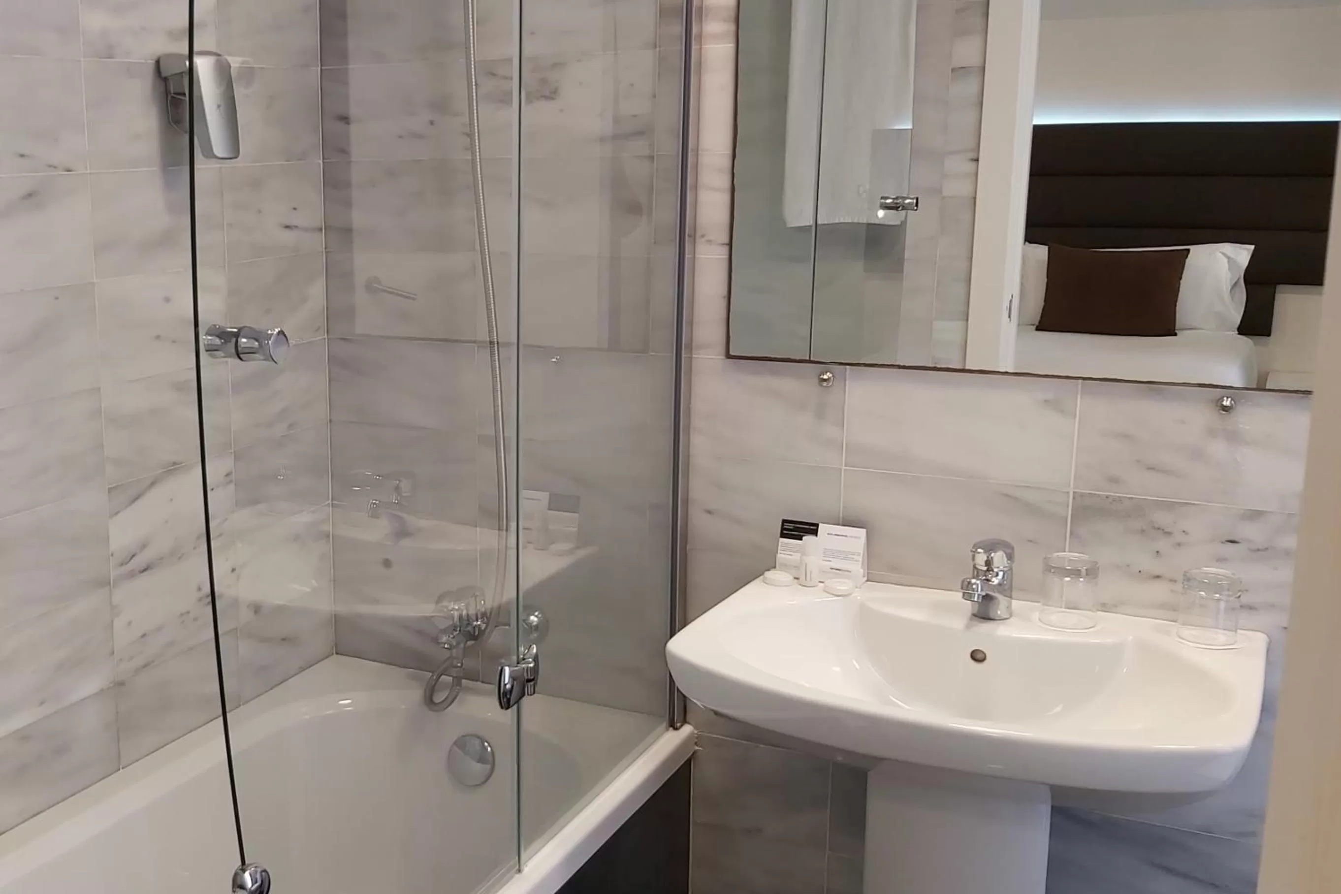 Photo of the whole room in BCN Urbaness Hotels Del Comte