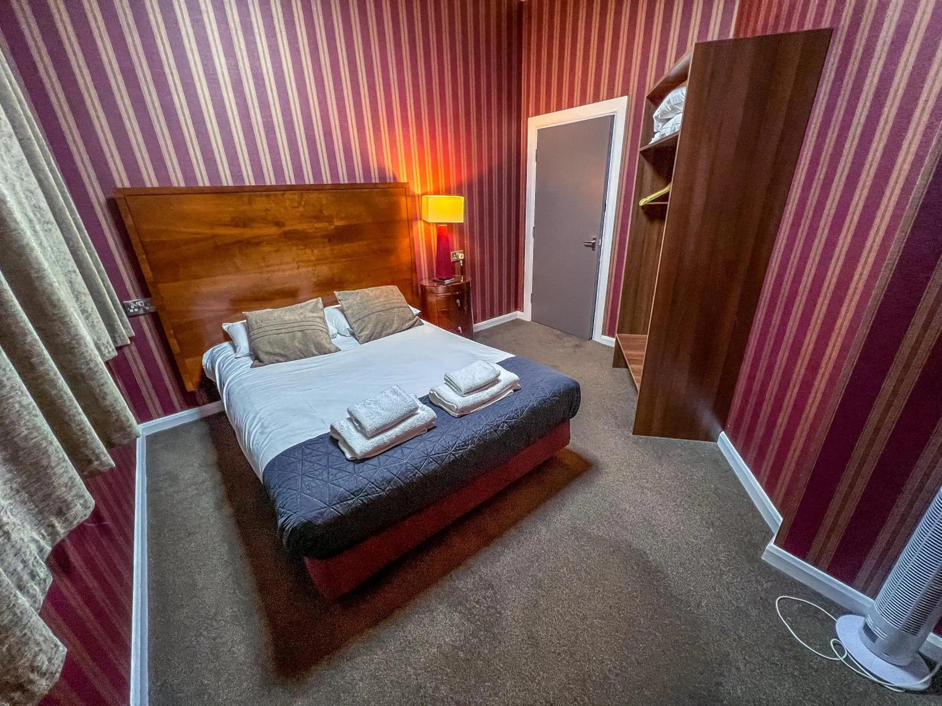 Bedroom in County Hall Apartment Hotel