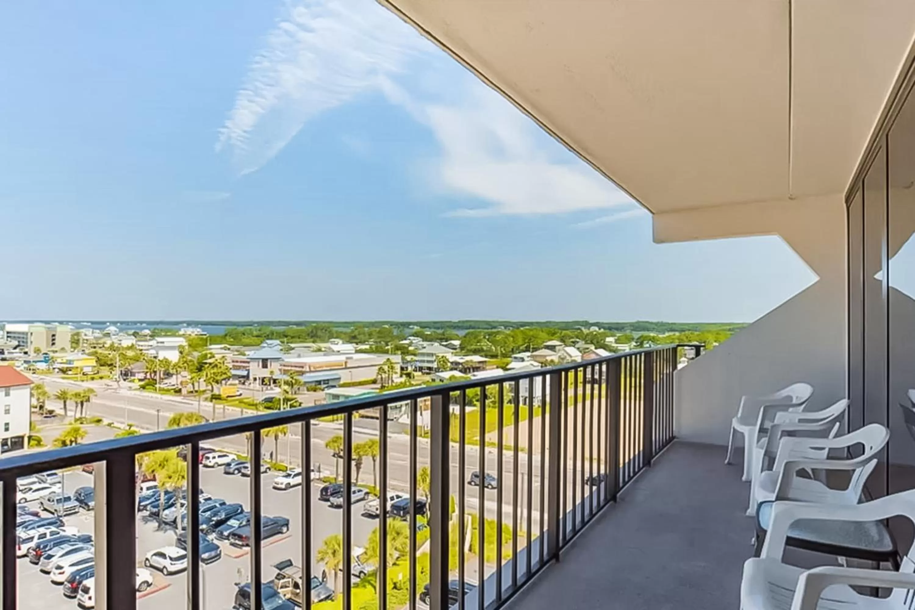 Island Winds East 809