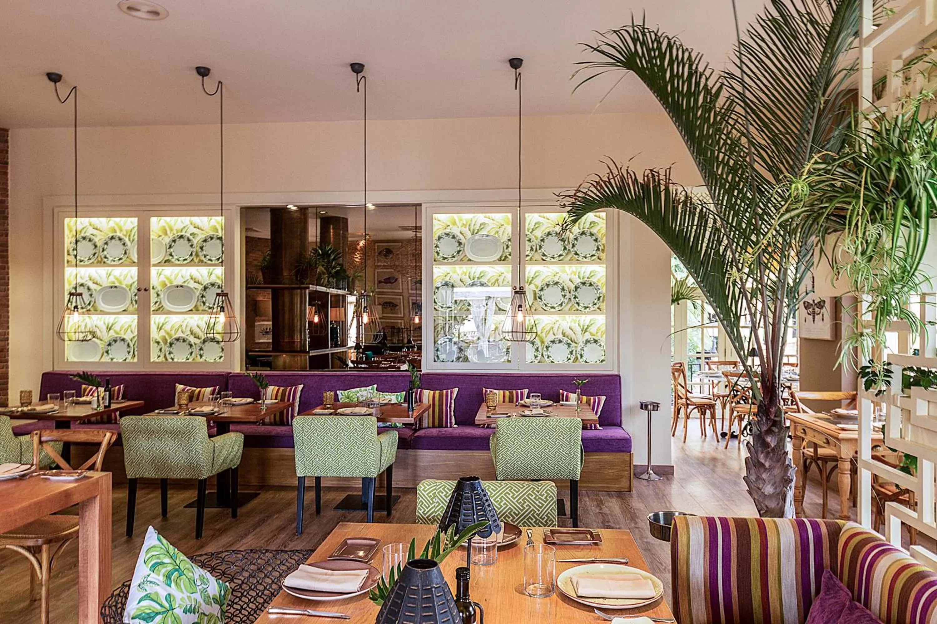 Restaurant/places to eat in Bahia del Duque