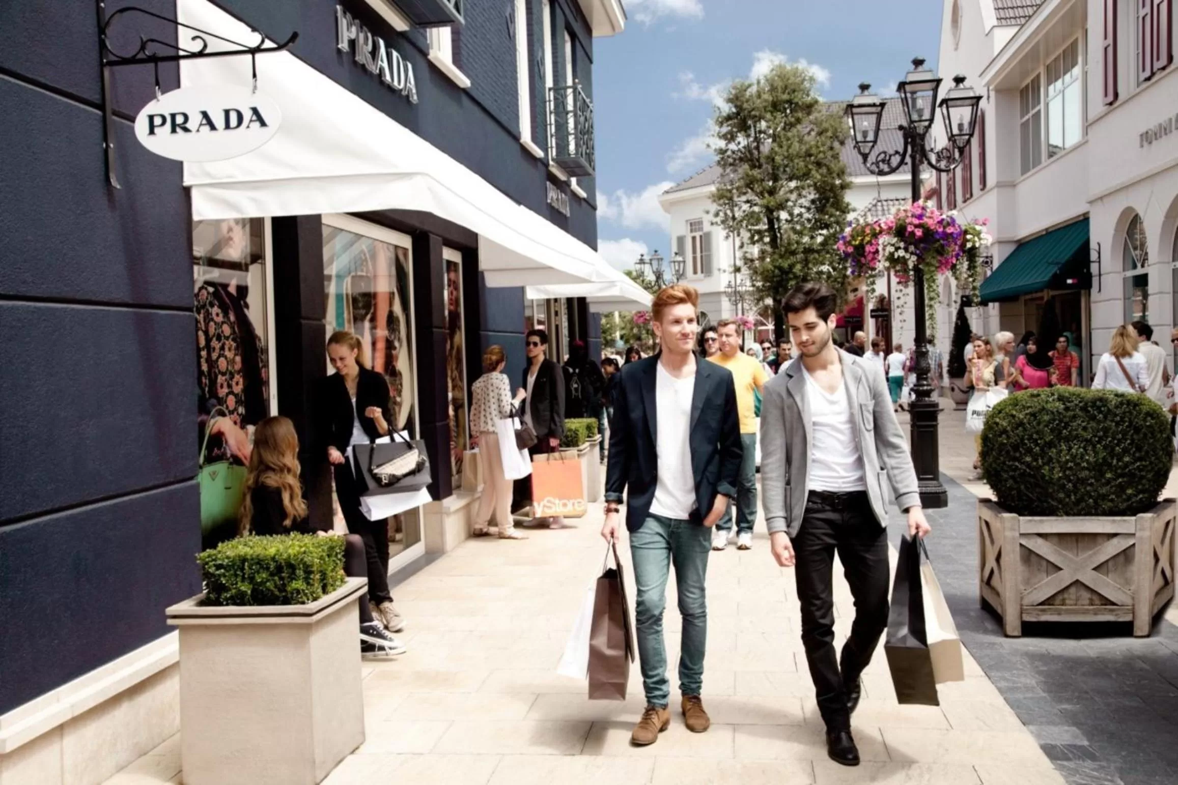 On-site shops in Hotel Roermond Next Door