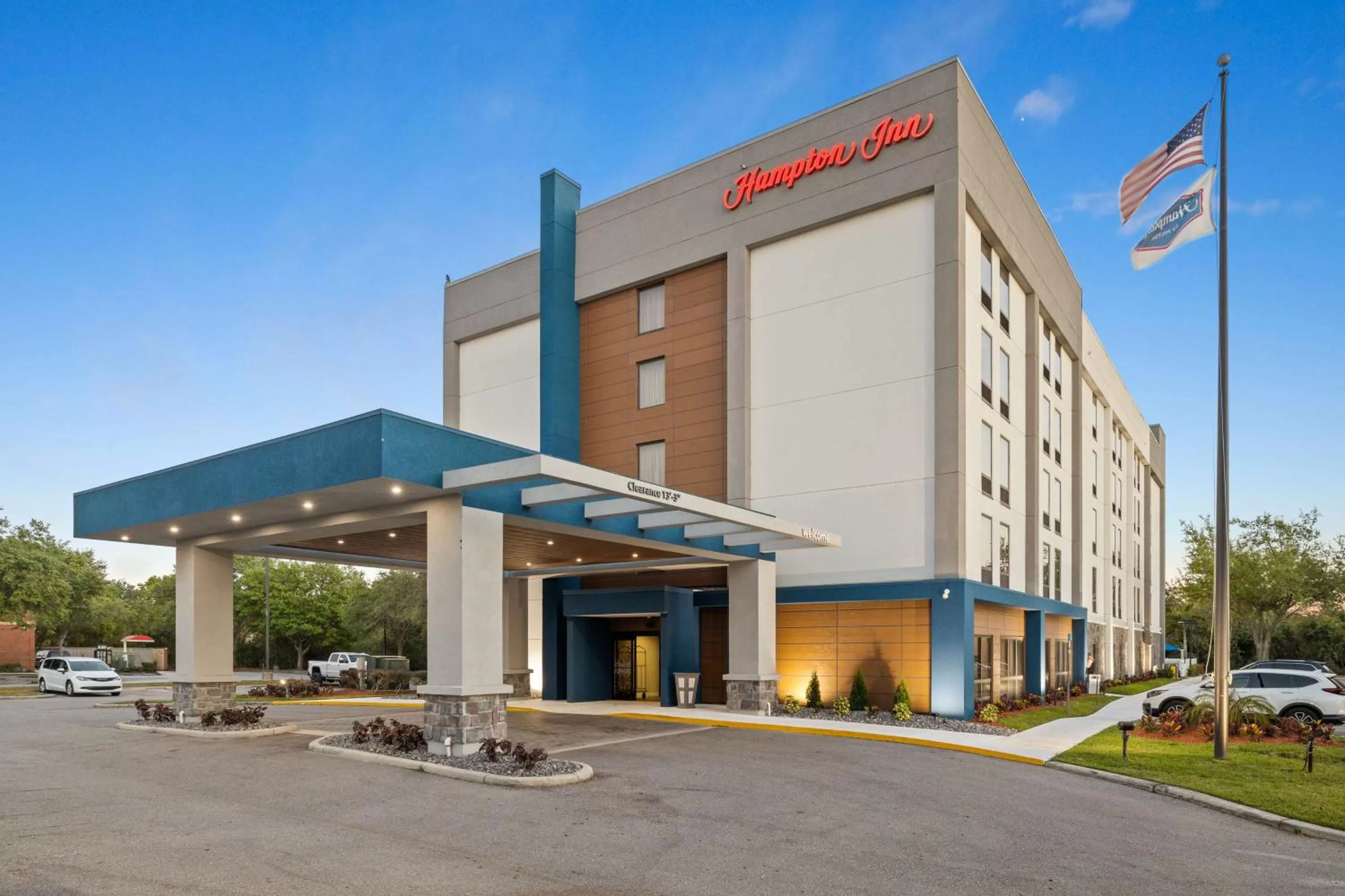 Property building in Hampton Inn Tampa-Veterans Expressway