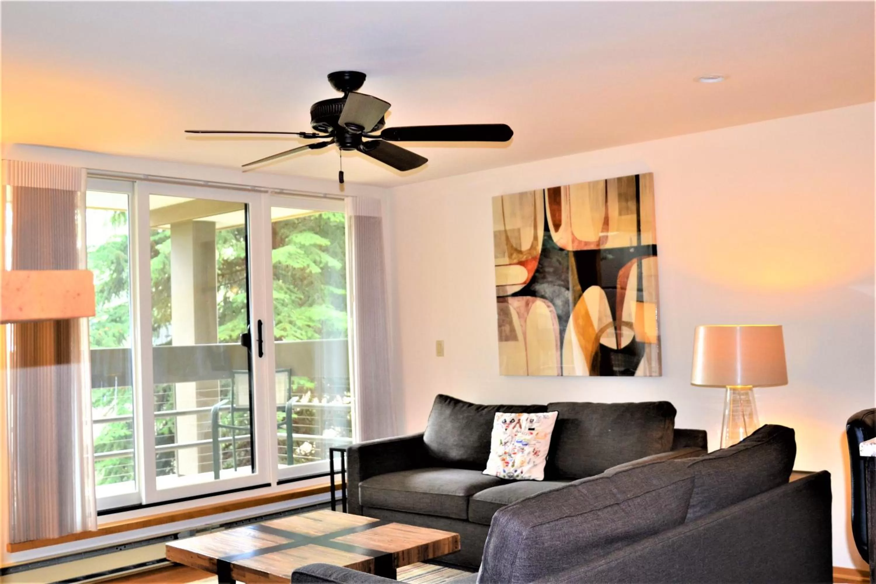 Seating area in Simba Run Vail Condominiums