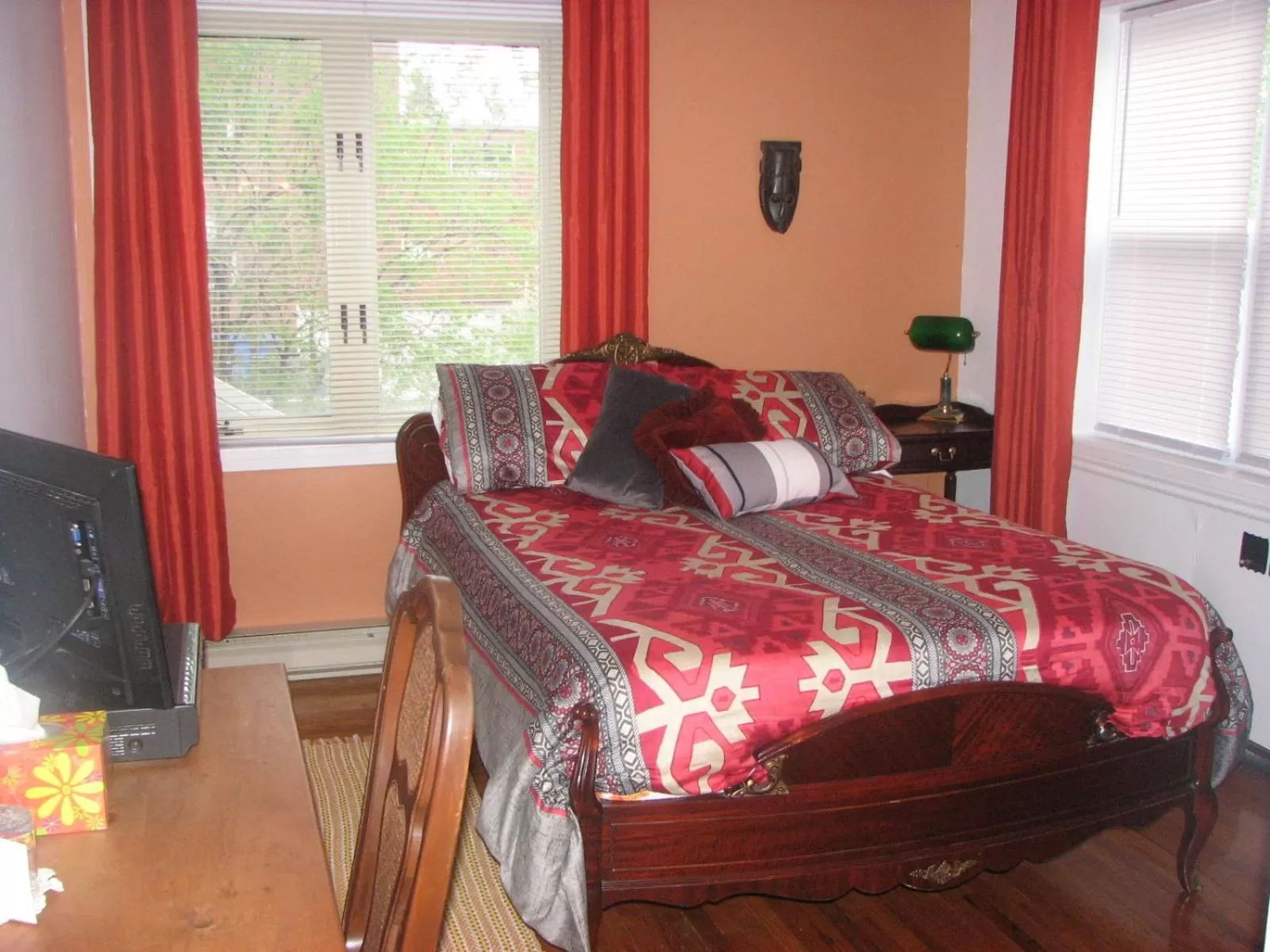 Bed in Magnolia B&B