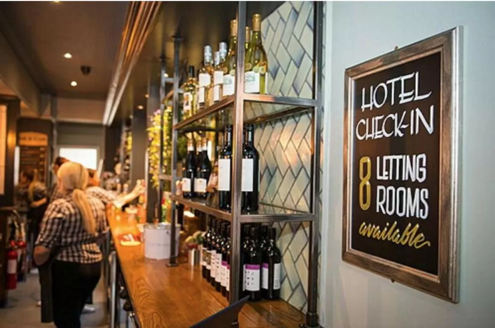 Lounge or bar in Fox Inn