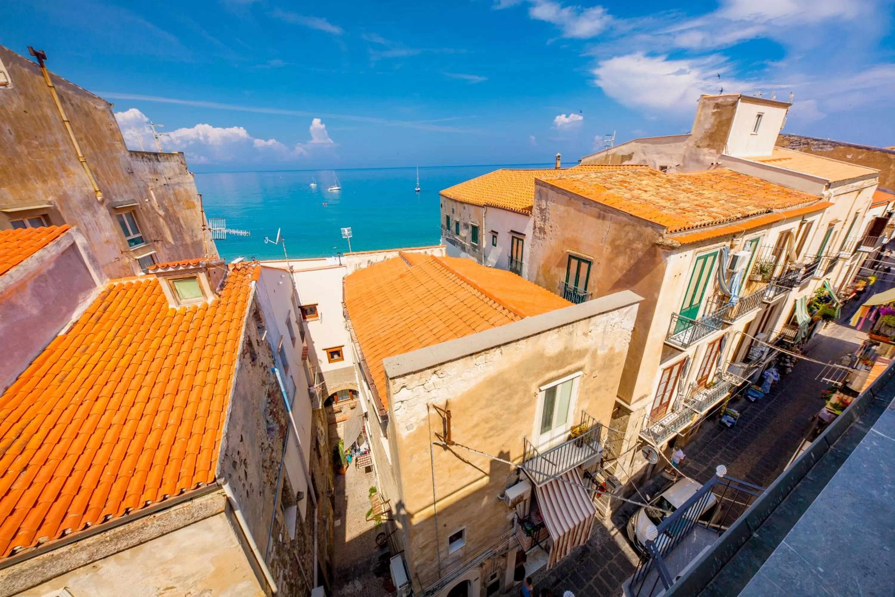 Property building in Ossuna Bay Hotel Boutique