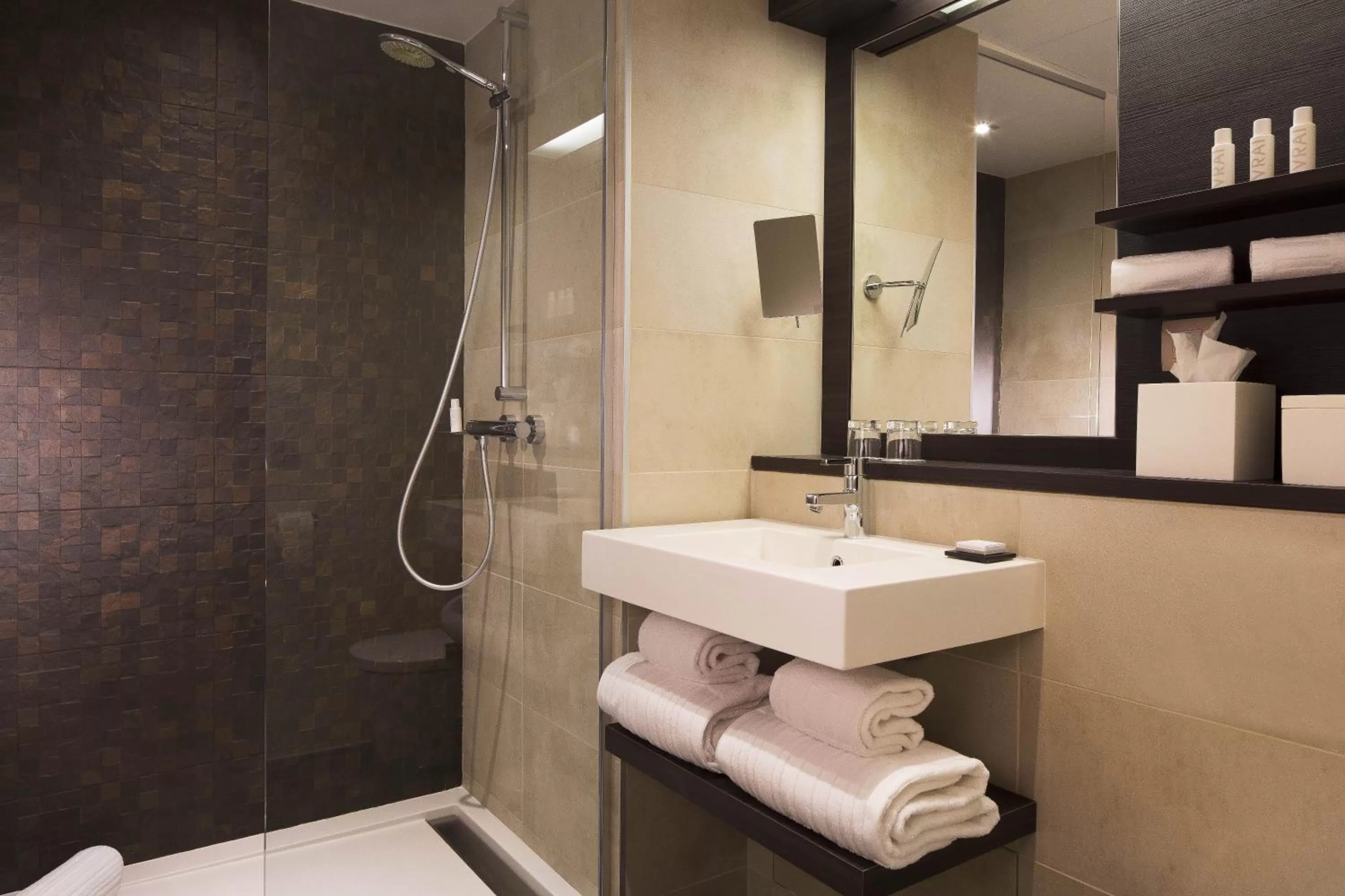 Bathroom in Hotel Villa Saxe Eiffel