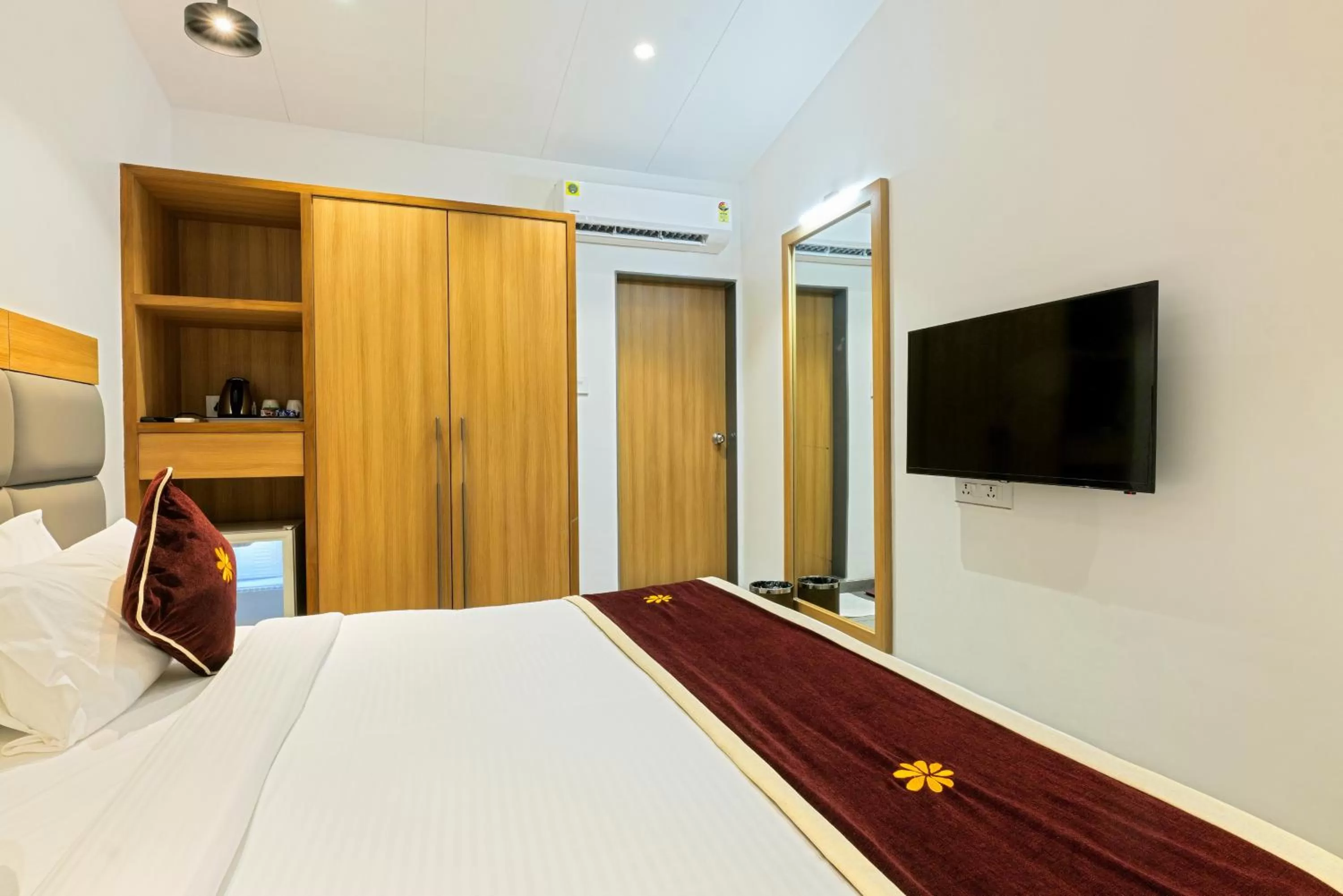 Bed in Gold Beach Villa