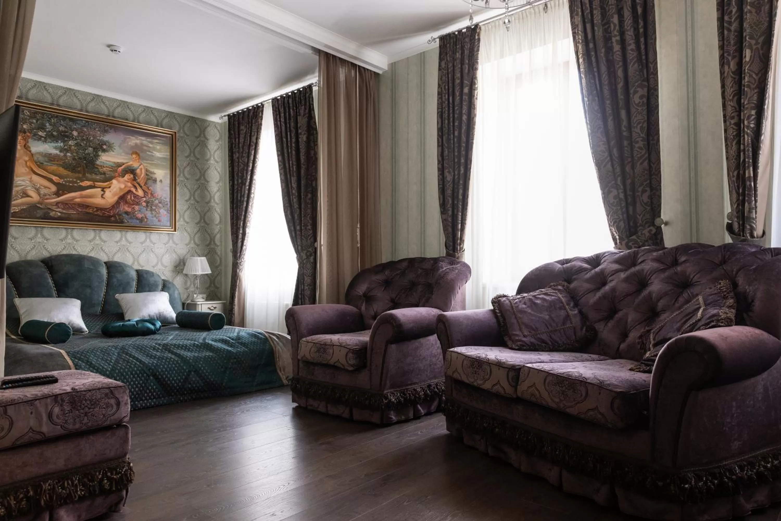 Photo of the whole room in Hotel "Mandarin Clubhouse"