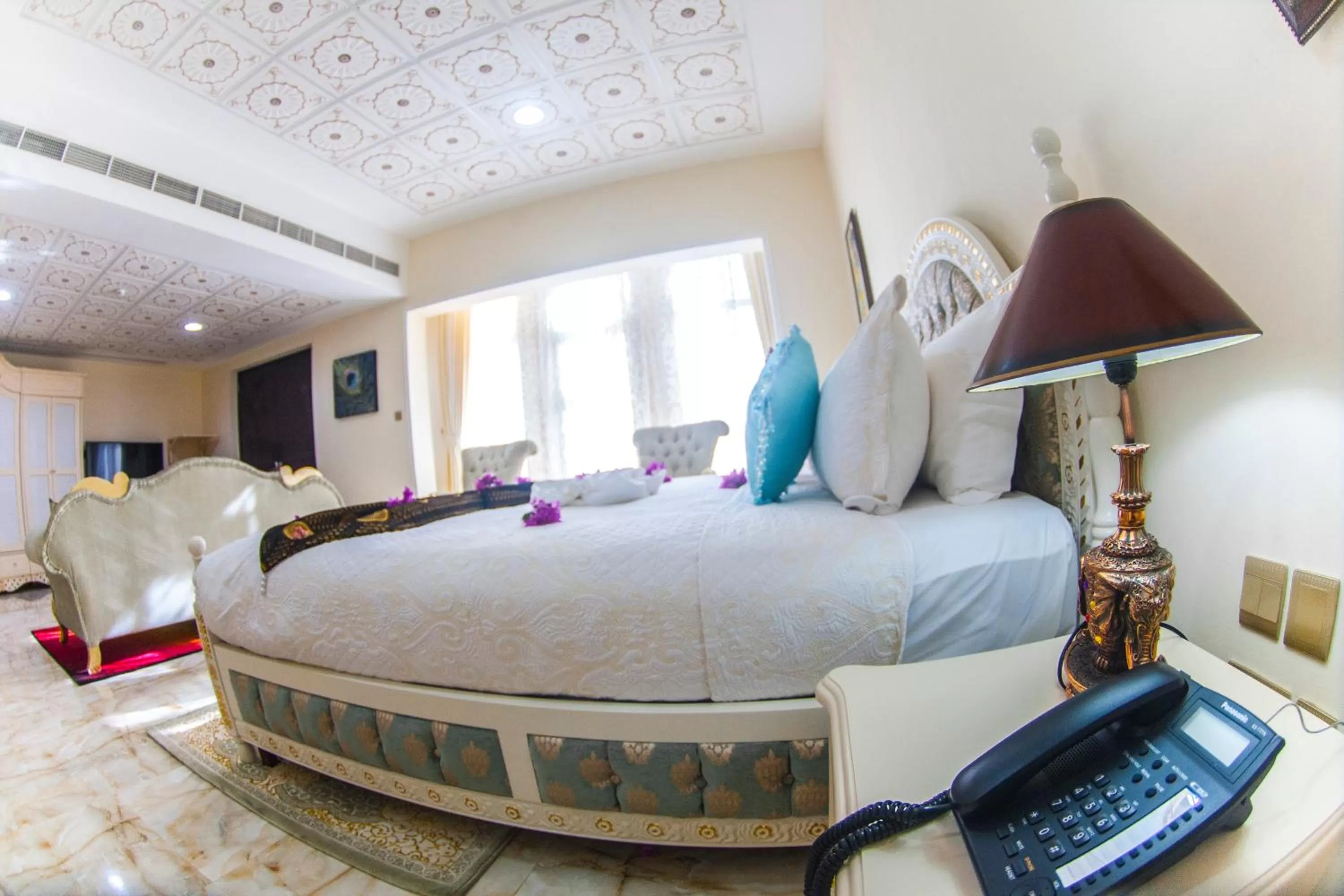 Bedroom, Bed in Madinat Al Bahr Business & Spa Hotel