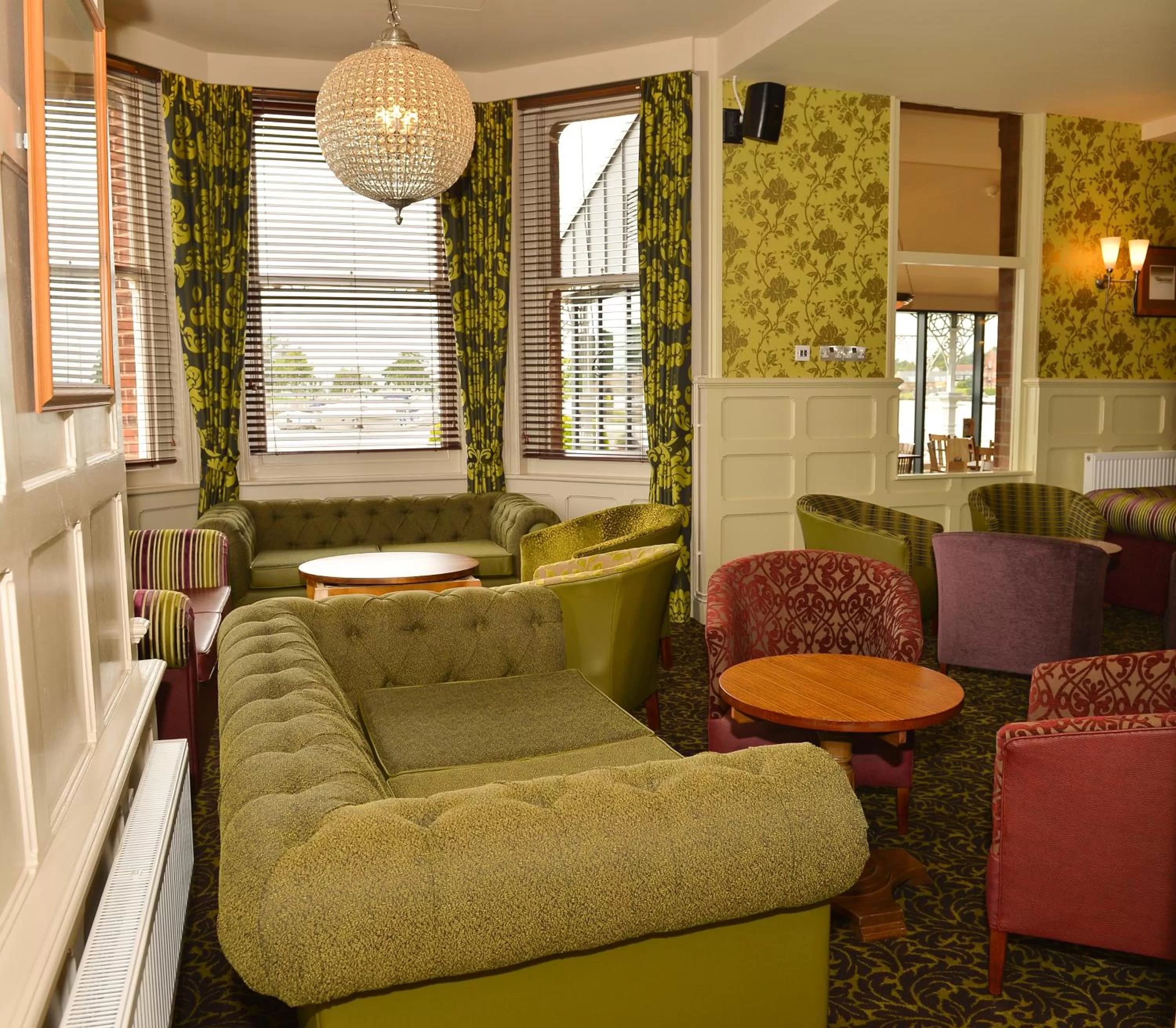 Lounge or bar in Wherry Hotel