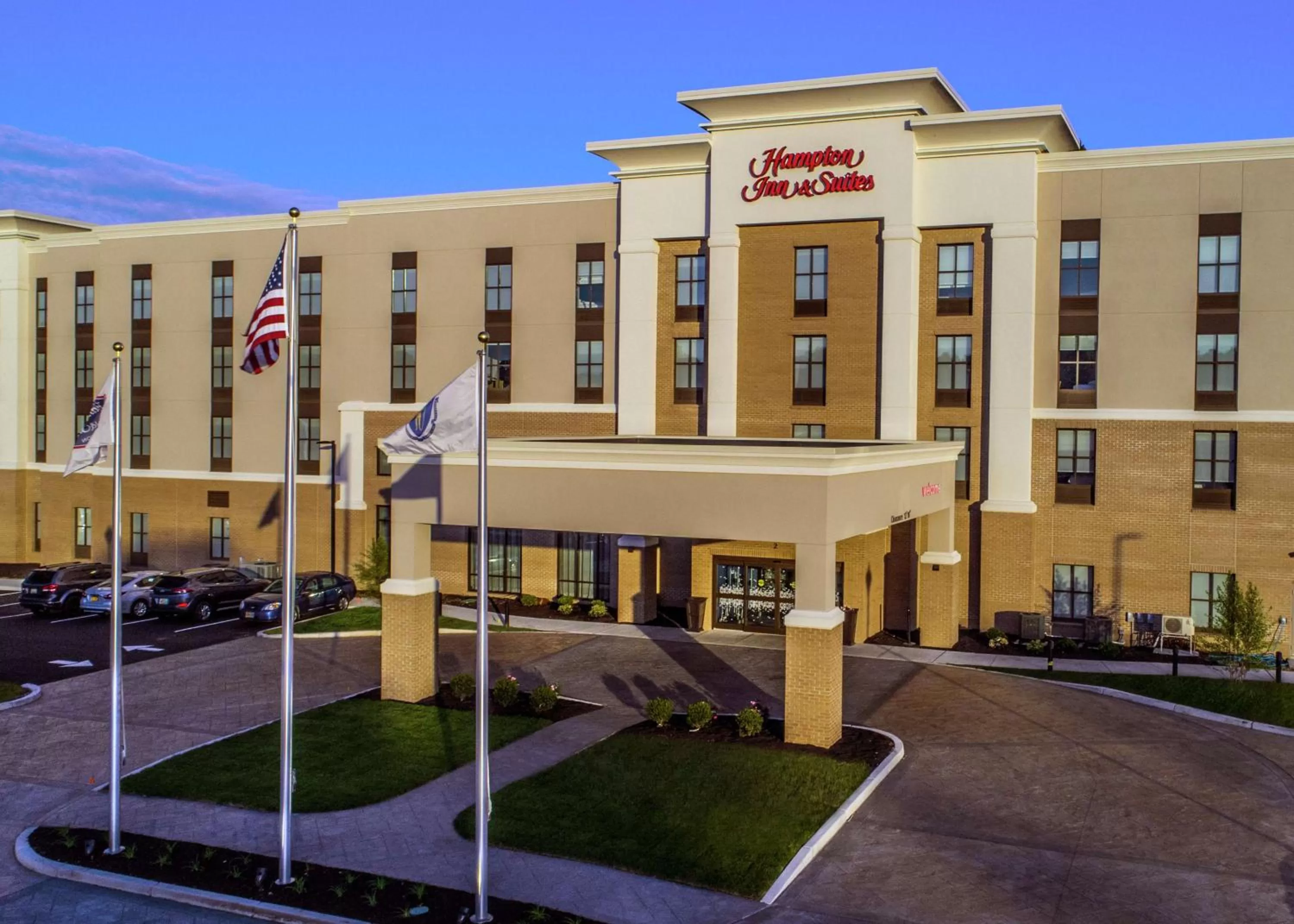 Property building in Hampton Inn & Suites/Foxborough/Mansfield