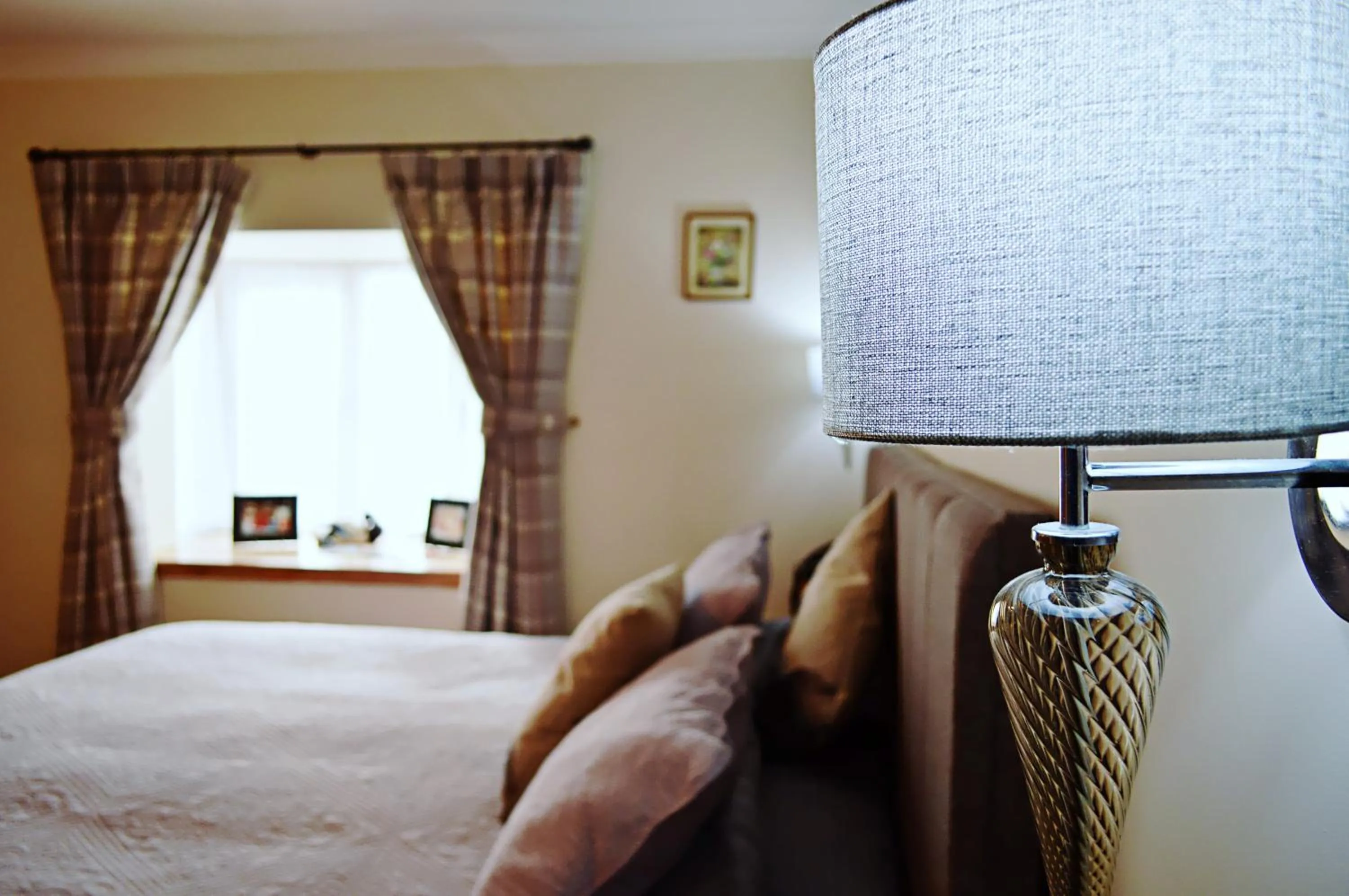 Bedroom, Bed in The Langton Arms