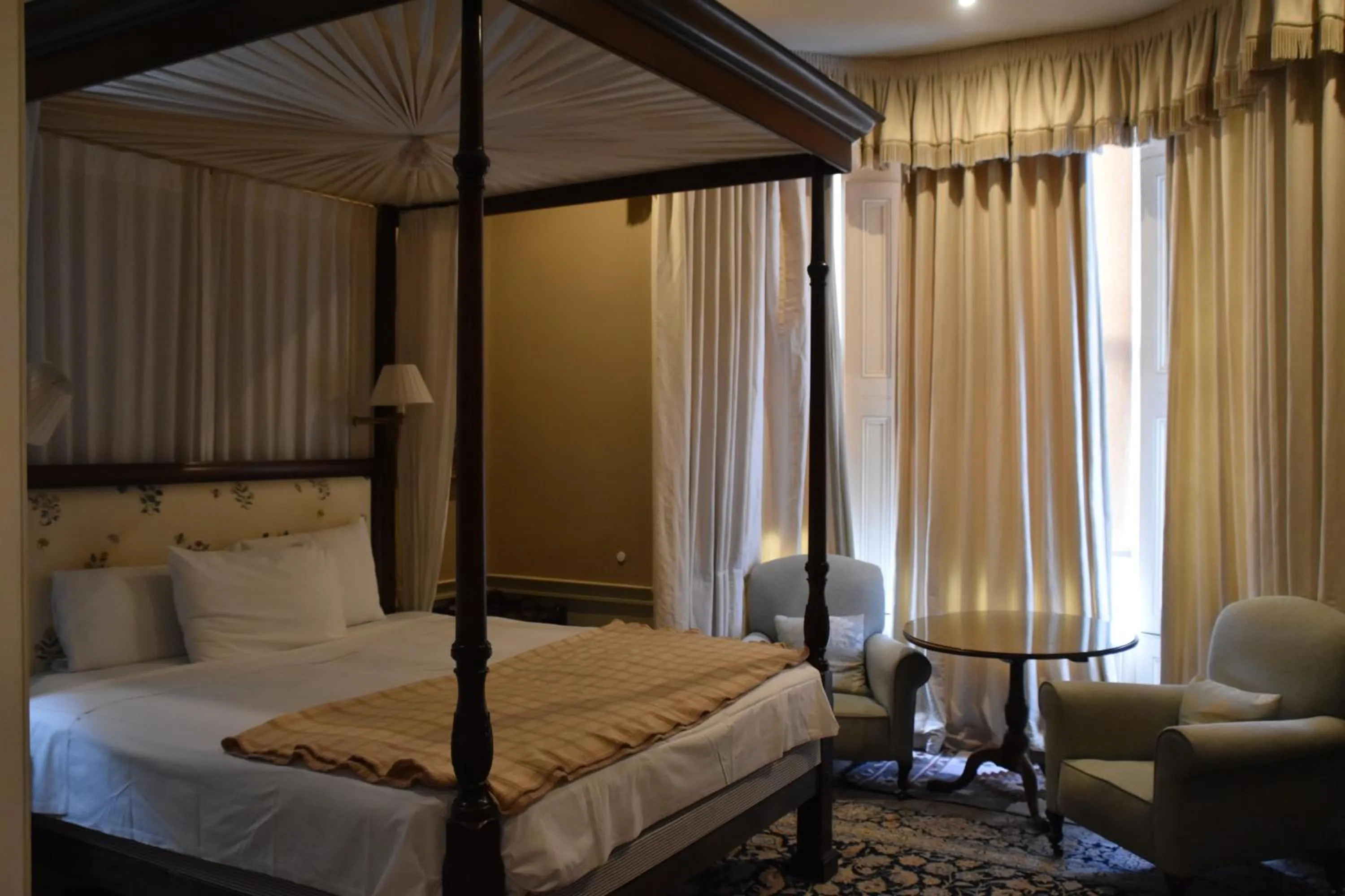 Bed in The Cranley Hotel