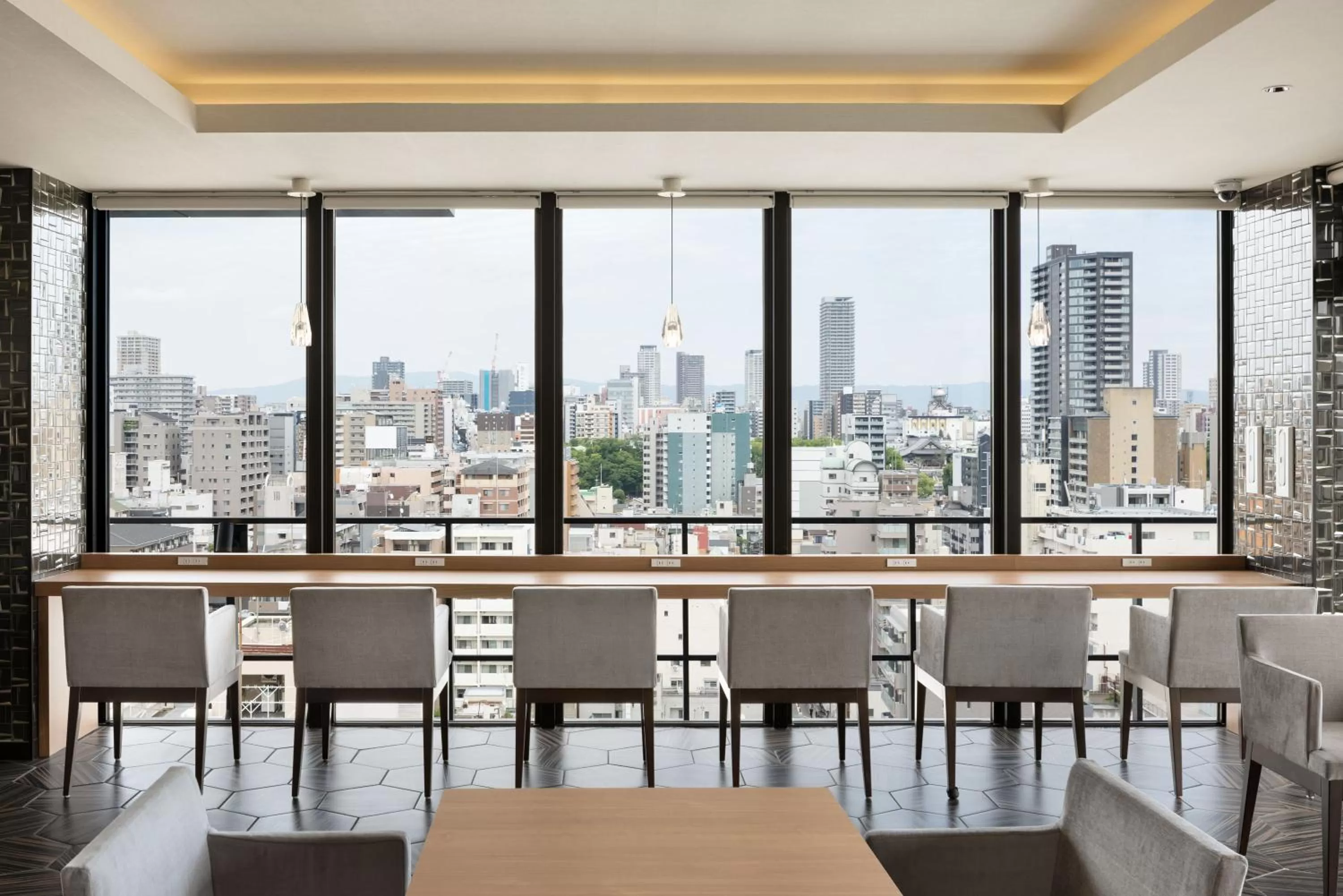 Restaurant/places to eat in the b namba-kuromon