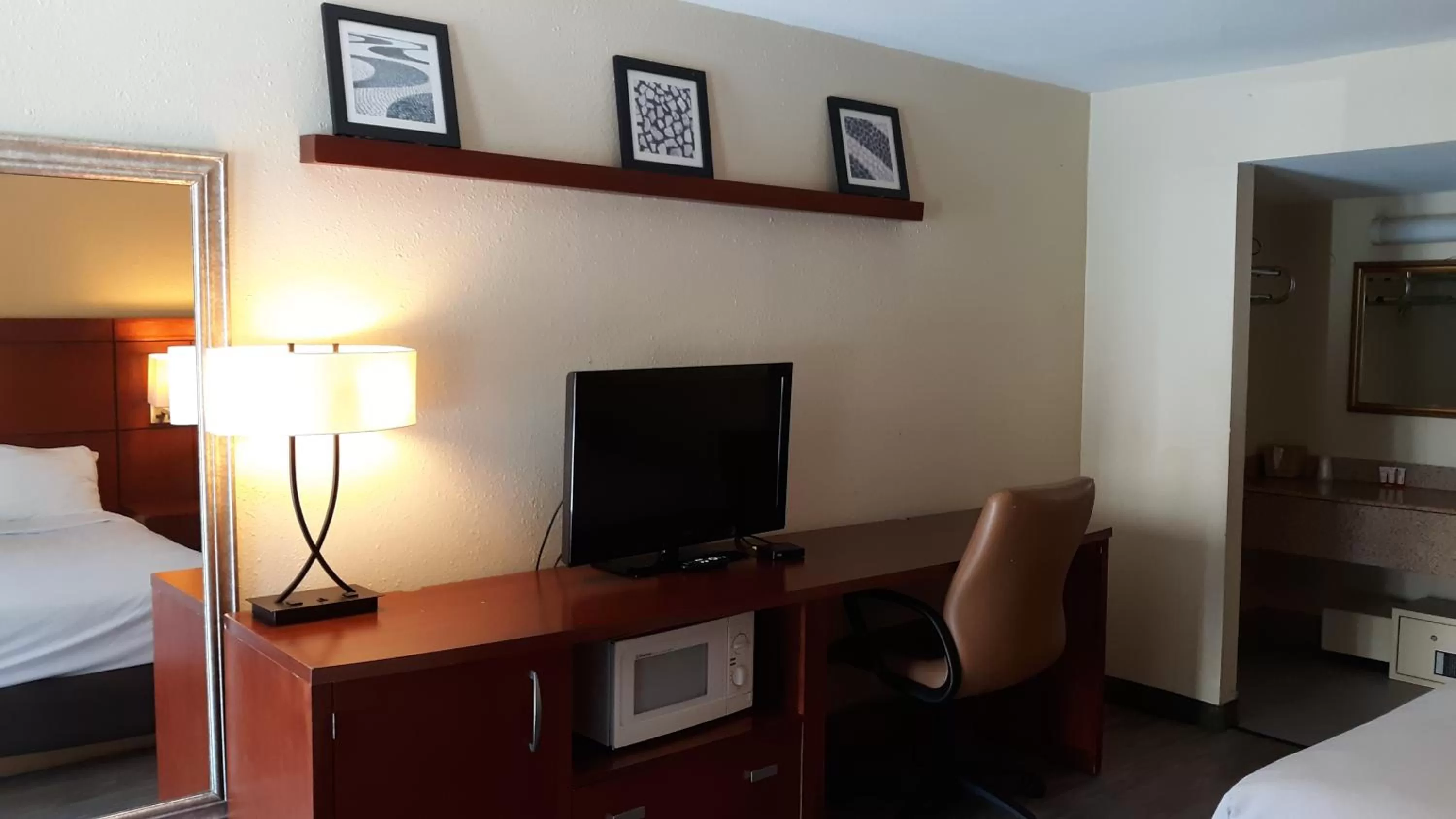 Decorative detail in Baymont by Wyndham Williamsburg