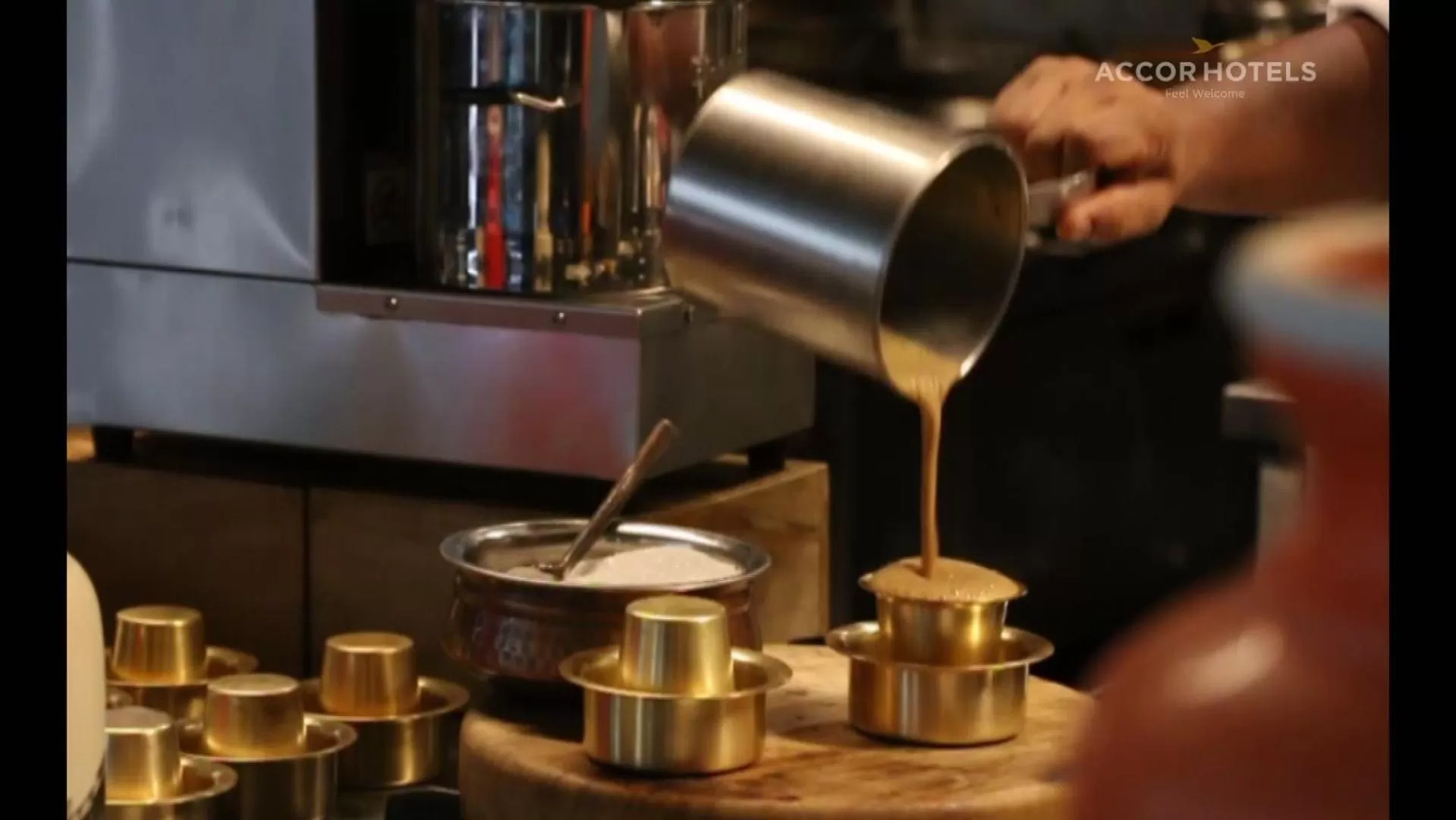 Restaurant/places to eat in Novotel Chennai OMR