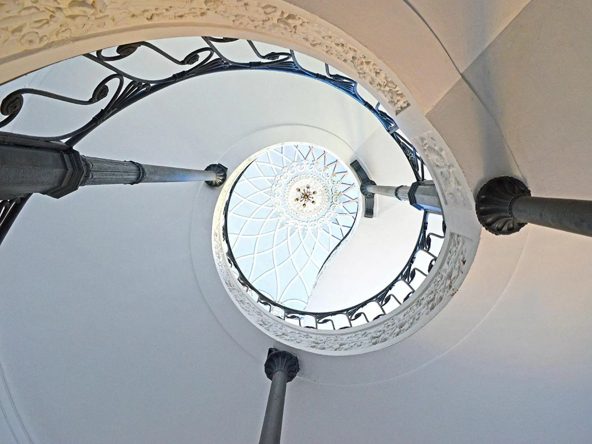 Other in The Secret Garden Relais